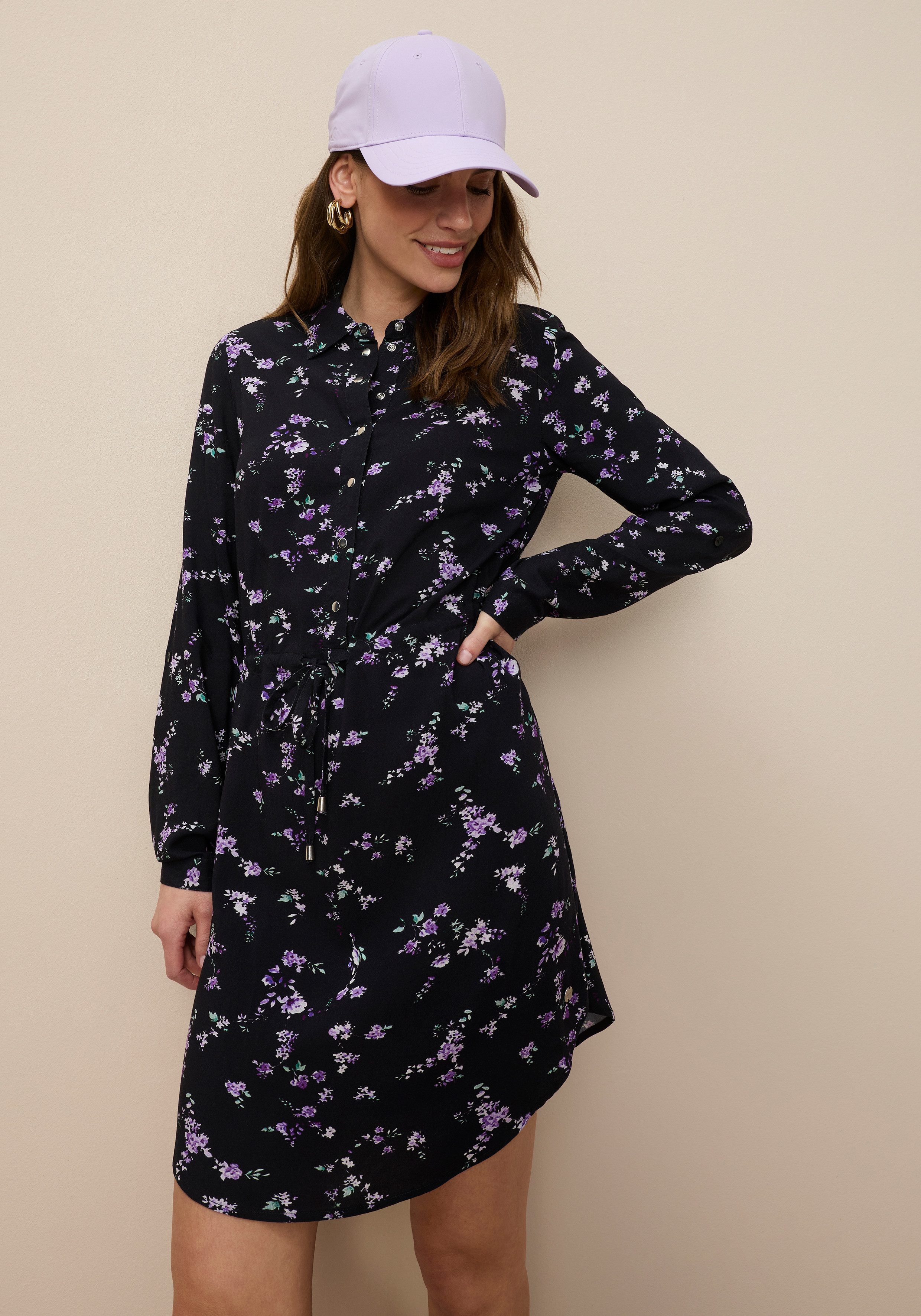 Tamaris Hemdblusenkleid aus Viskoseweb mit Print