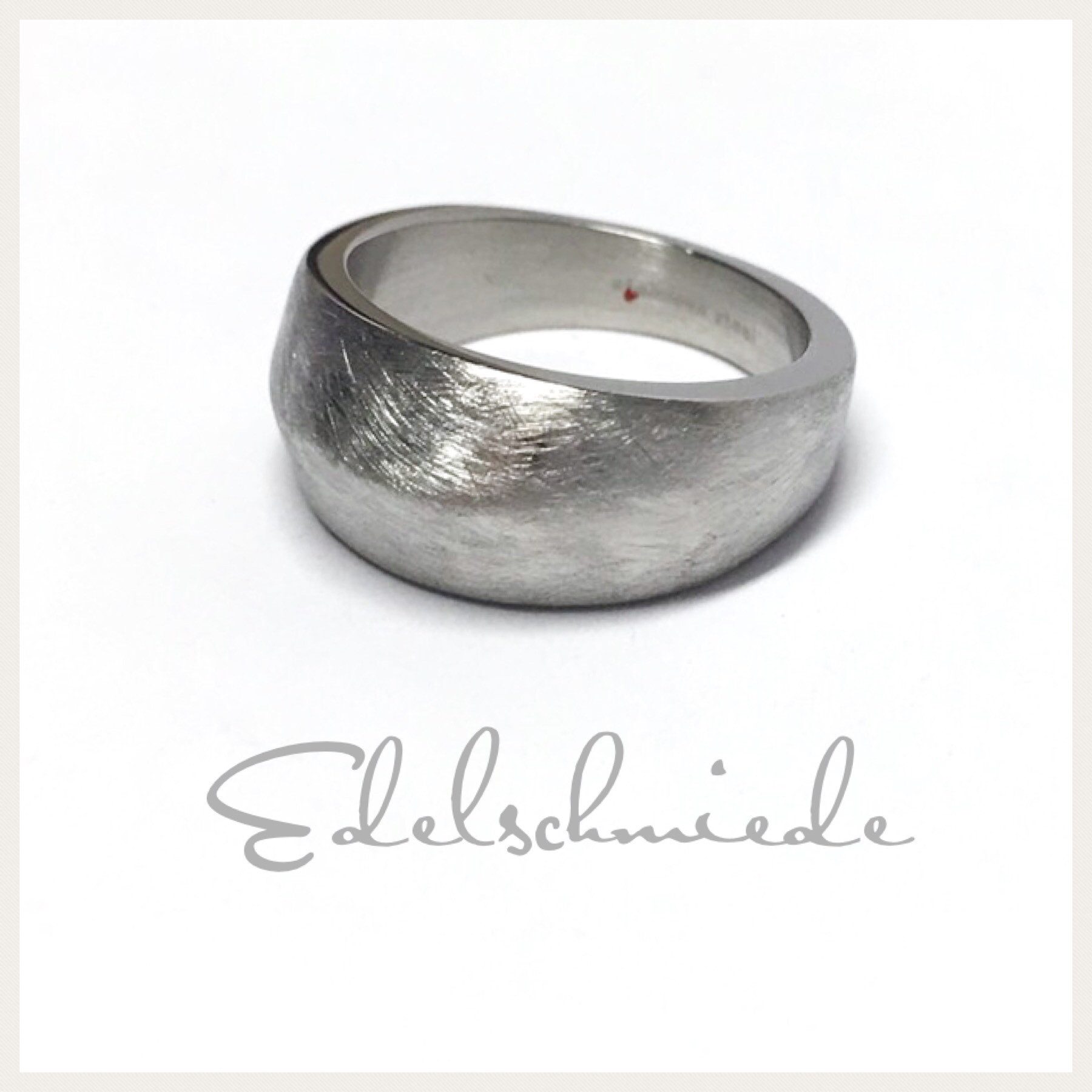 Fingerring Edelschmiede925 breiter Ring in Edelstahl - eismattiert Ringgröße 54