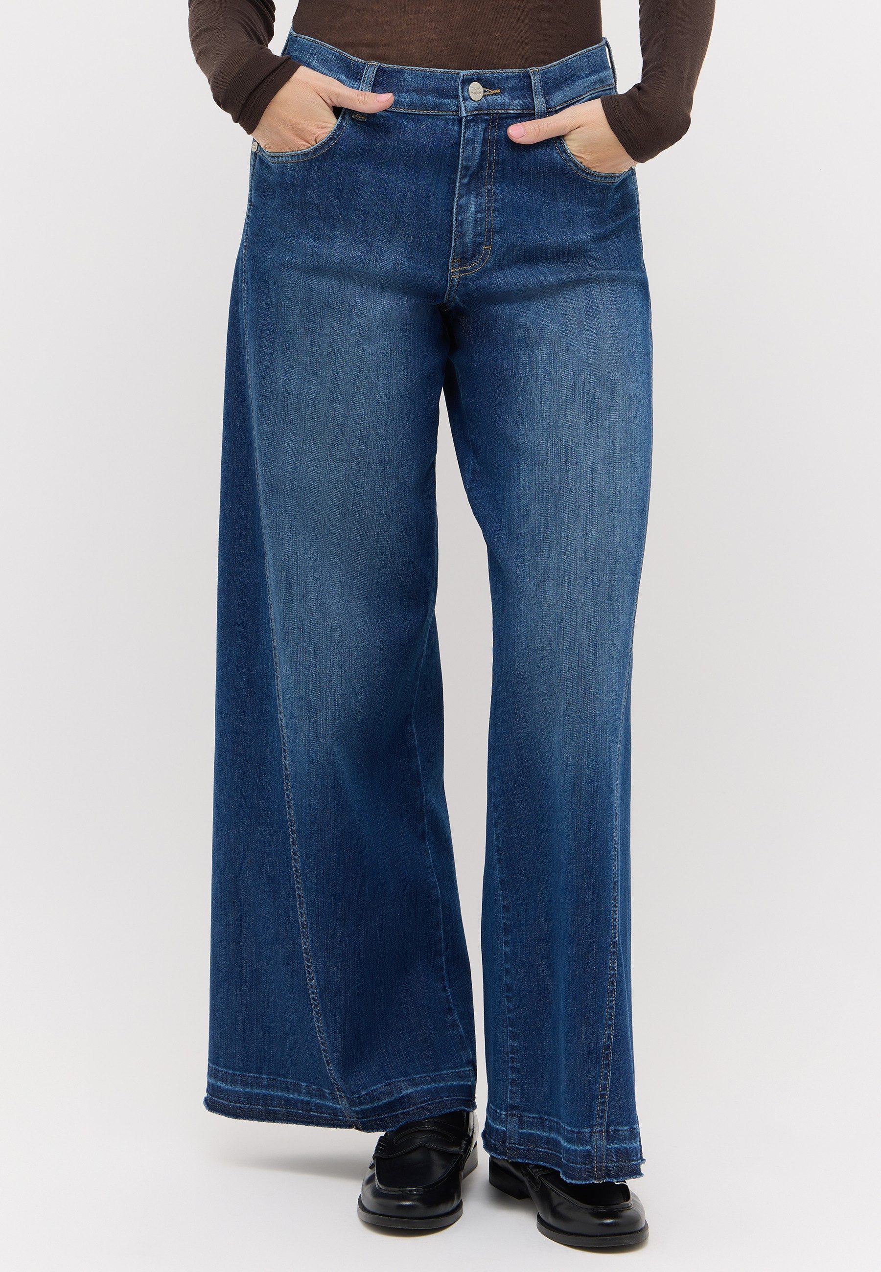 ANGELS Schlagjeans LIVA EDGY mit extraweitem Bein und Teilungsnaht