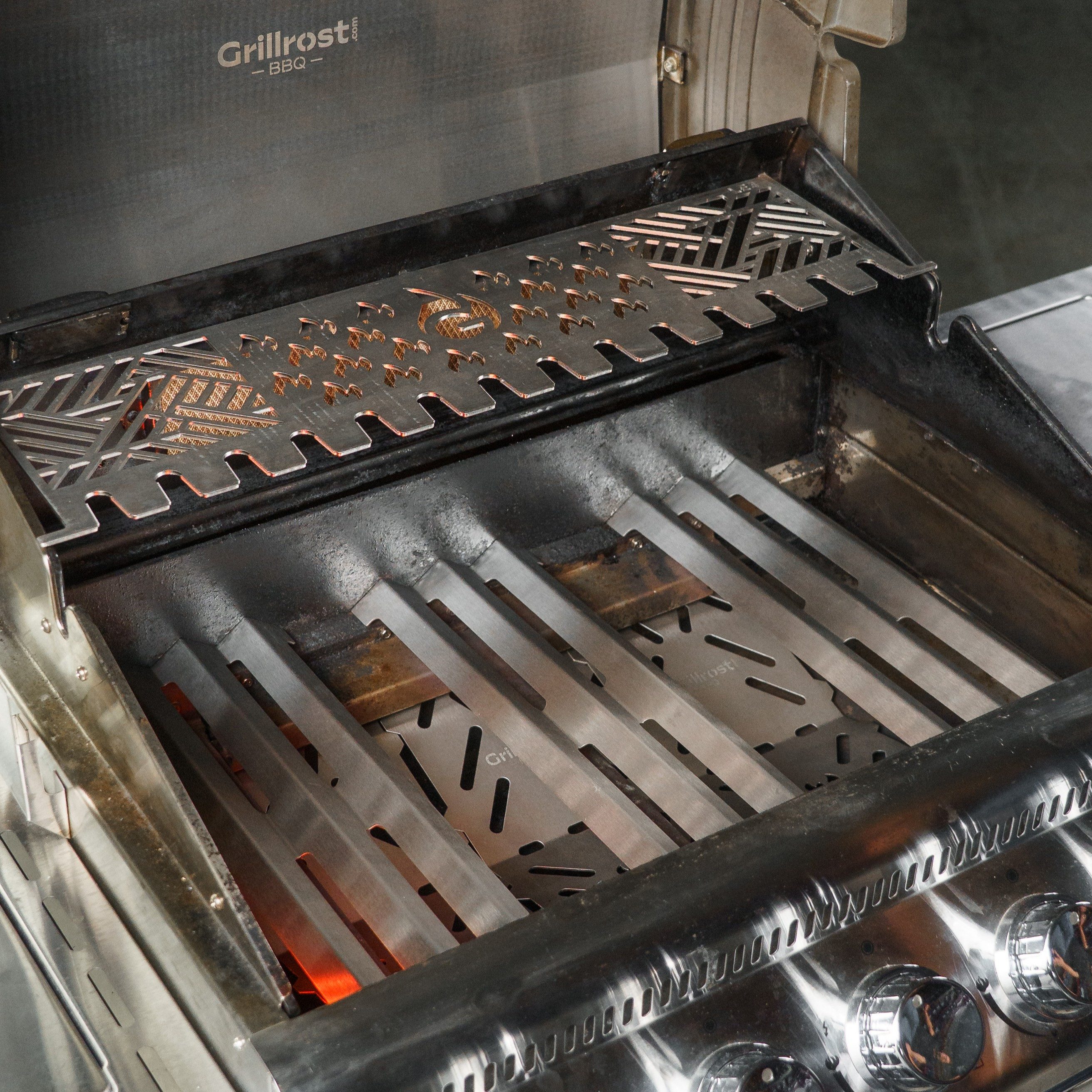 Grillrost.com BBQ Grillrost BBQ Hitzereflektor Napoleon LE3, Made in Germany