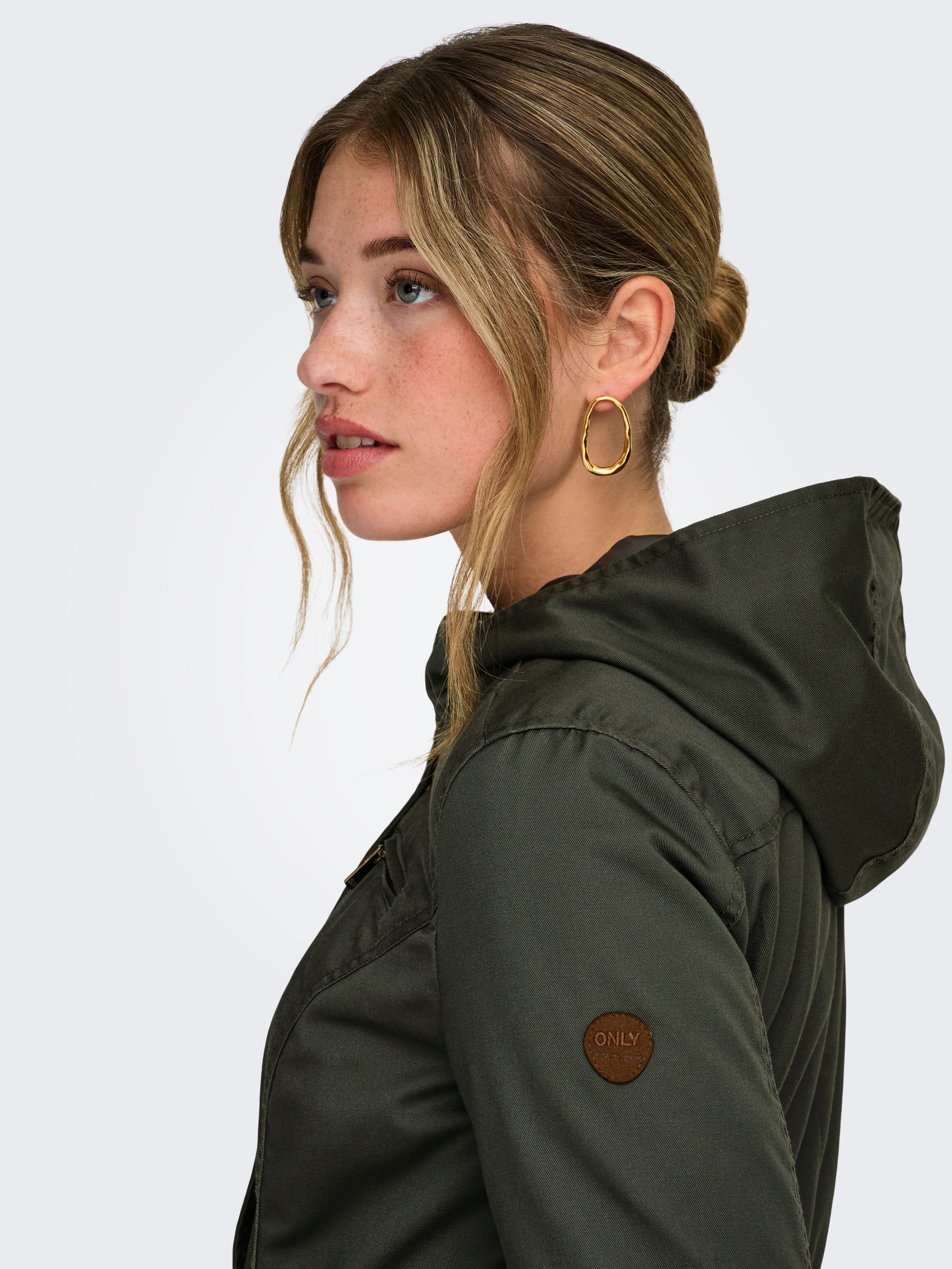 ONLY Parka ONLLORCA LIFE CANVAS PARKA CC OTW mit Kordelzug in der Taille – Bild 3 von 5