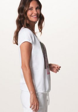 bianca Print-Shirt JULIE mit Frontmotiv und Wording in Trendfarben
