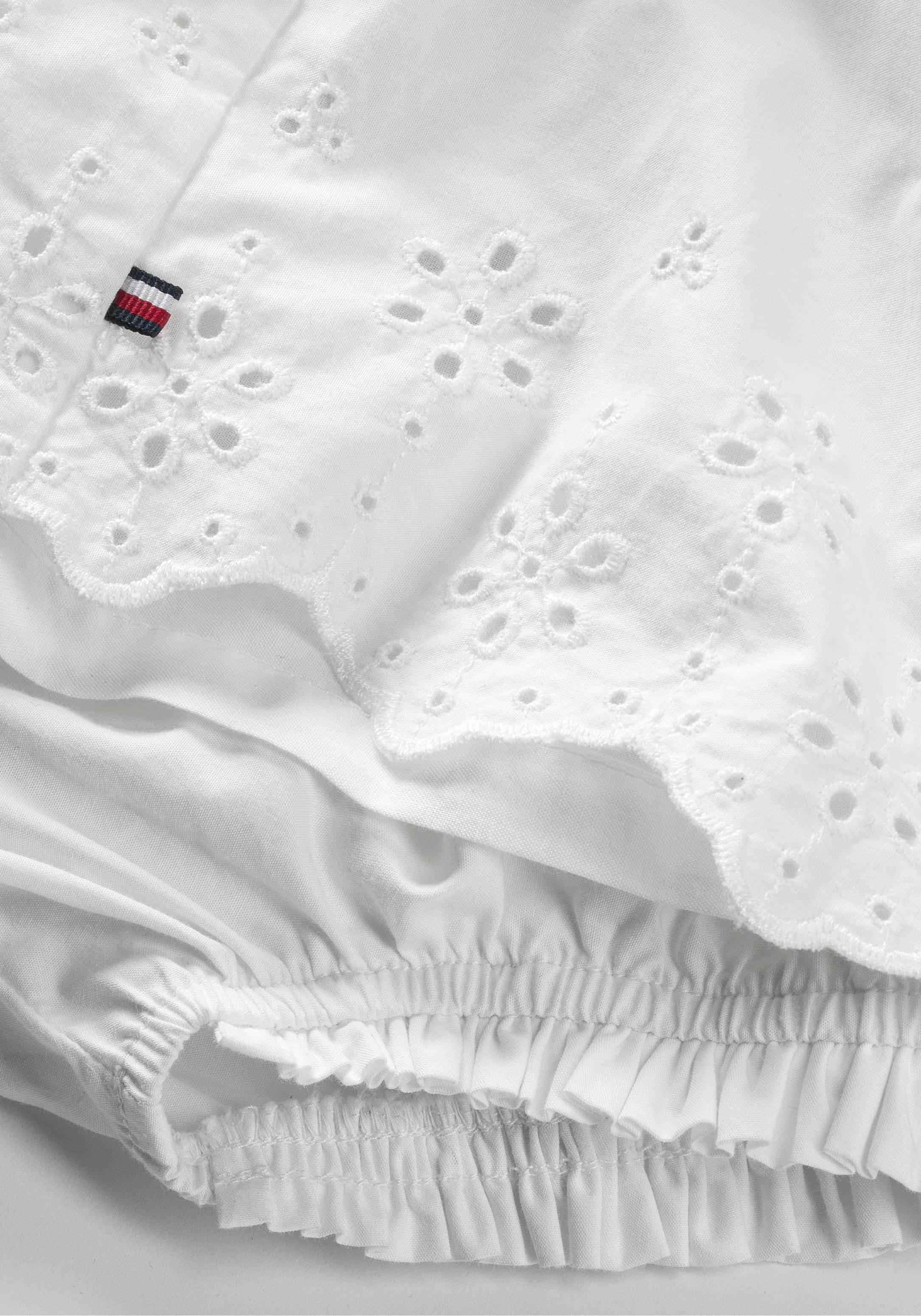 Tommy Hilfiger Kleid & Hose (Set, 2-tlg., 2) mit Rüschen und Lochstickerei. eine Baumwolle