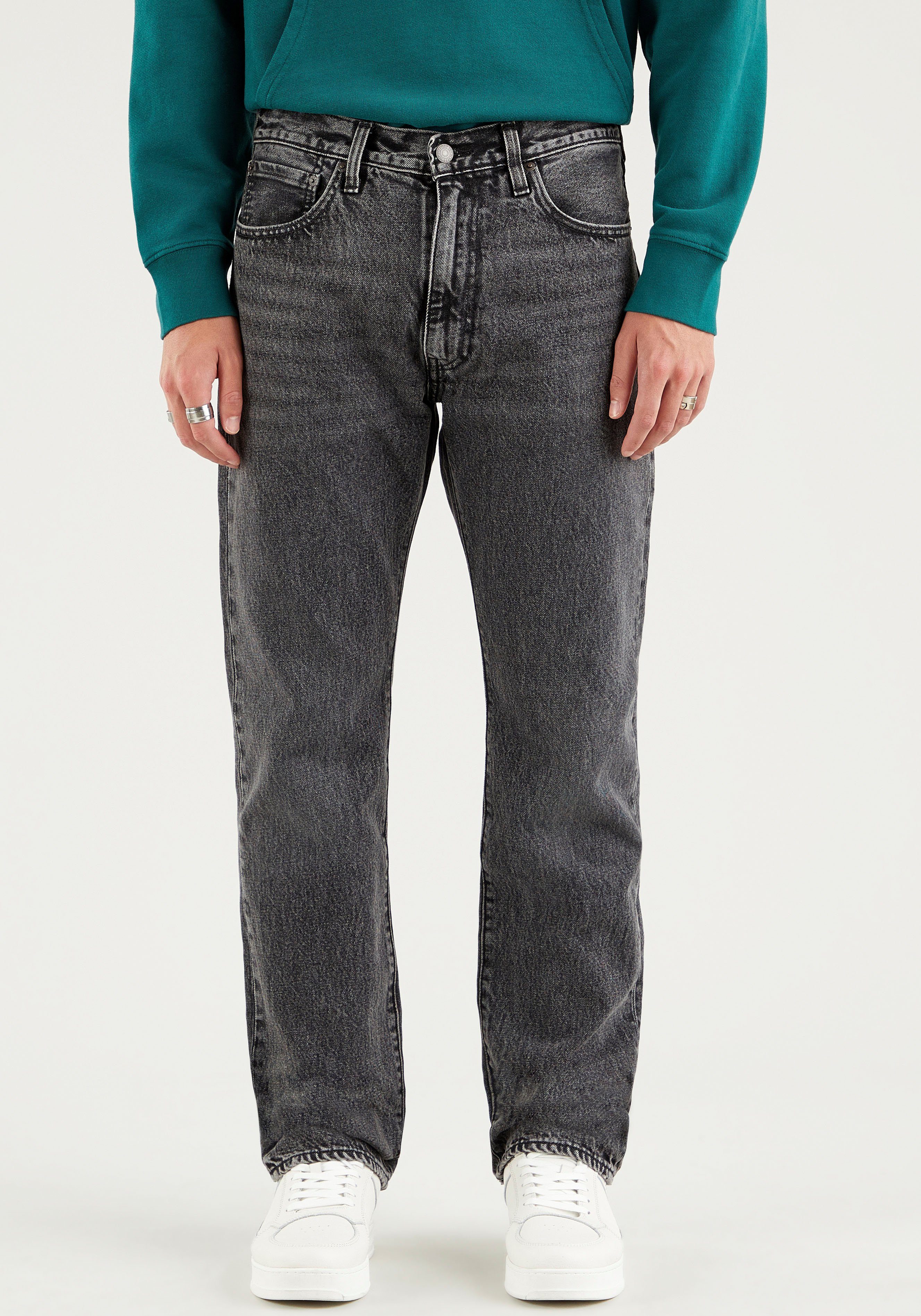SHAD Lederbadge mit AUTHENTIC Straight-Jeans Levi's® SWIM 551Z