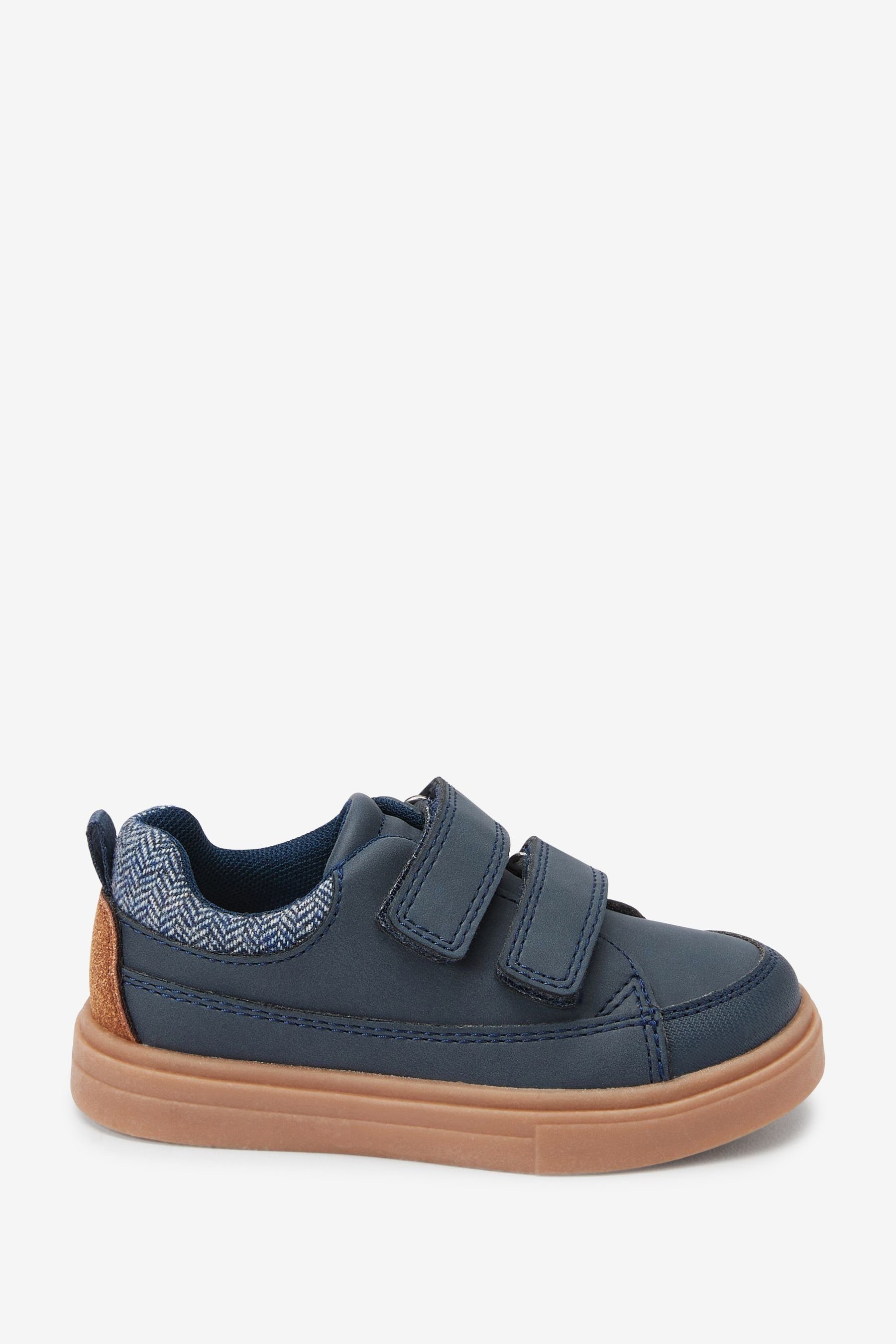 Next Schuhe mit Smart Strap Klettverschluss Sneaker (1-tlg) Navy Blue | Sneaker