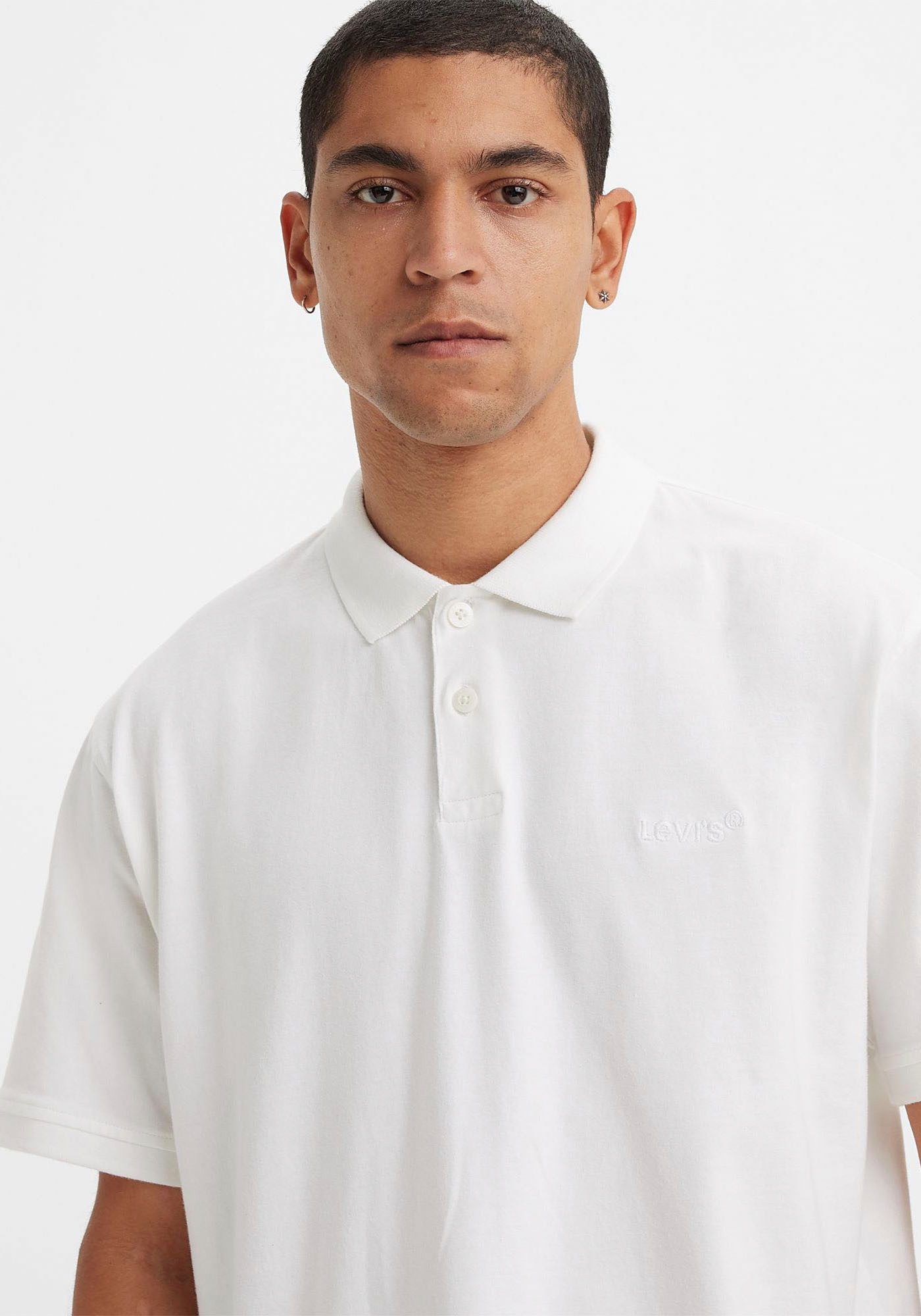 Levi's® Poloshirt mit Logo-Stickerei – Bild 4 von 5