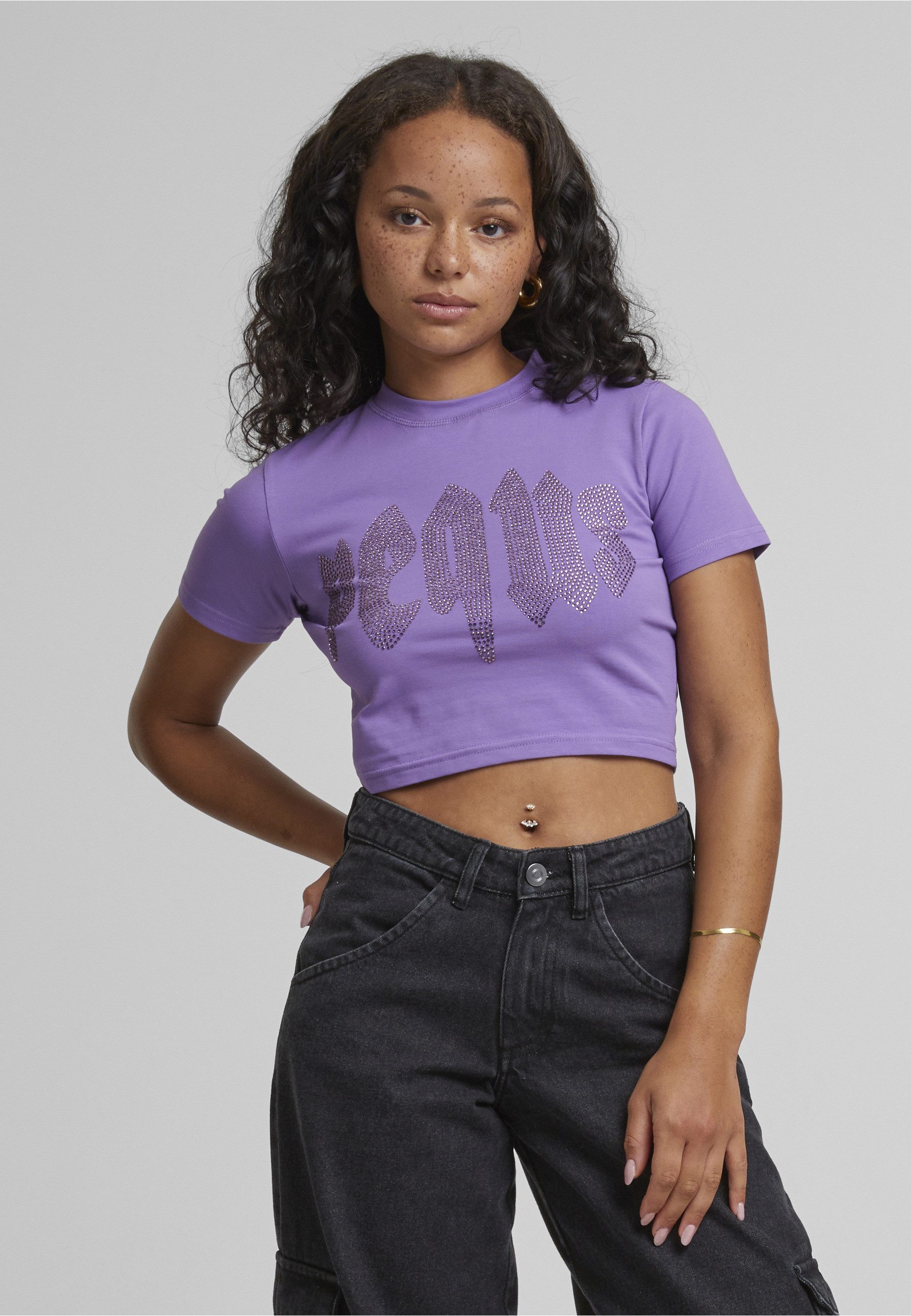 PEQUS T-Shirt PEQUS PEQUS Rhinestone Mythic Logo Top (1-tlg)