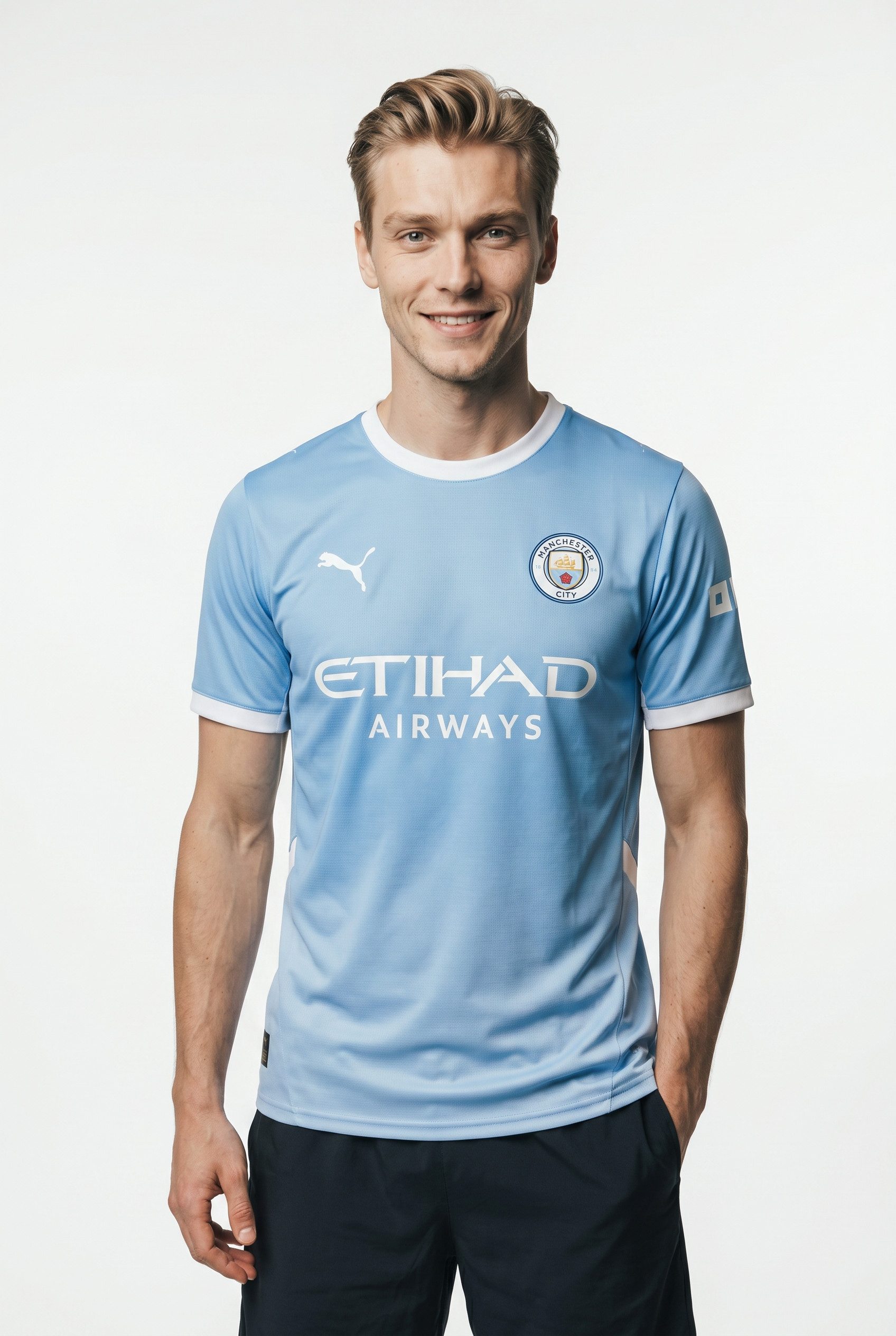 PUMA Fußballtrikot MCFC HOME JERSEY REPLICA für Erwachsene, mit Rundhalsausschnitt, kurzärmelig, atmungsaktiv