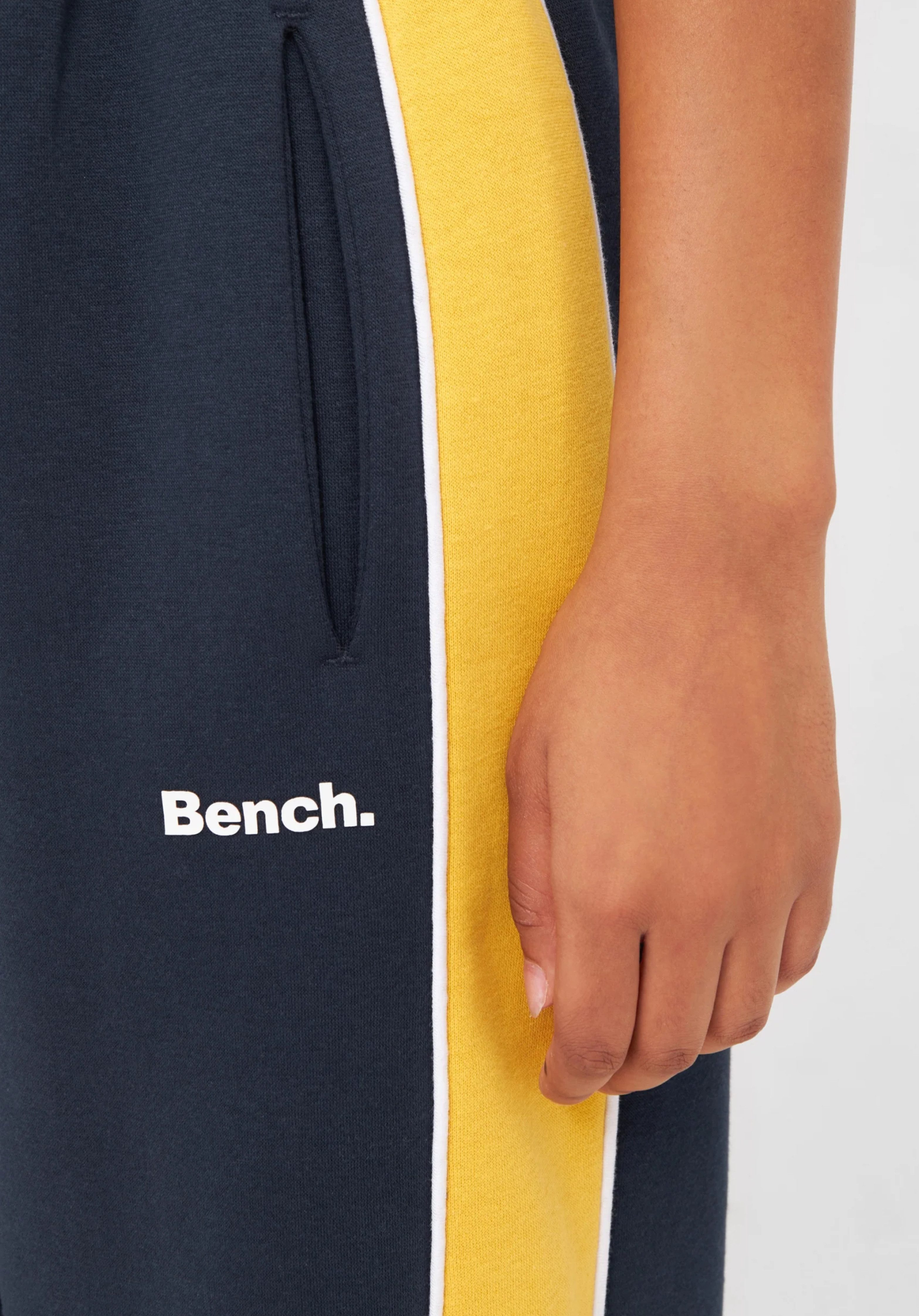 Bench. Sweatpants ELLINE