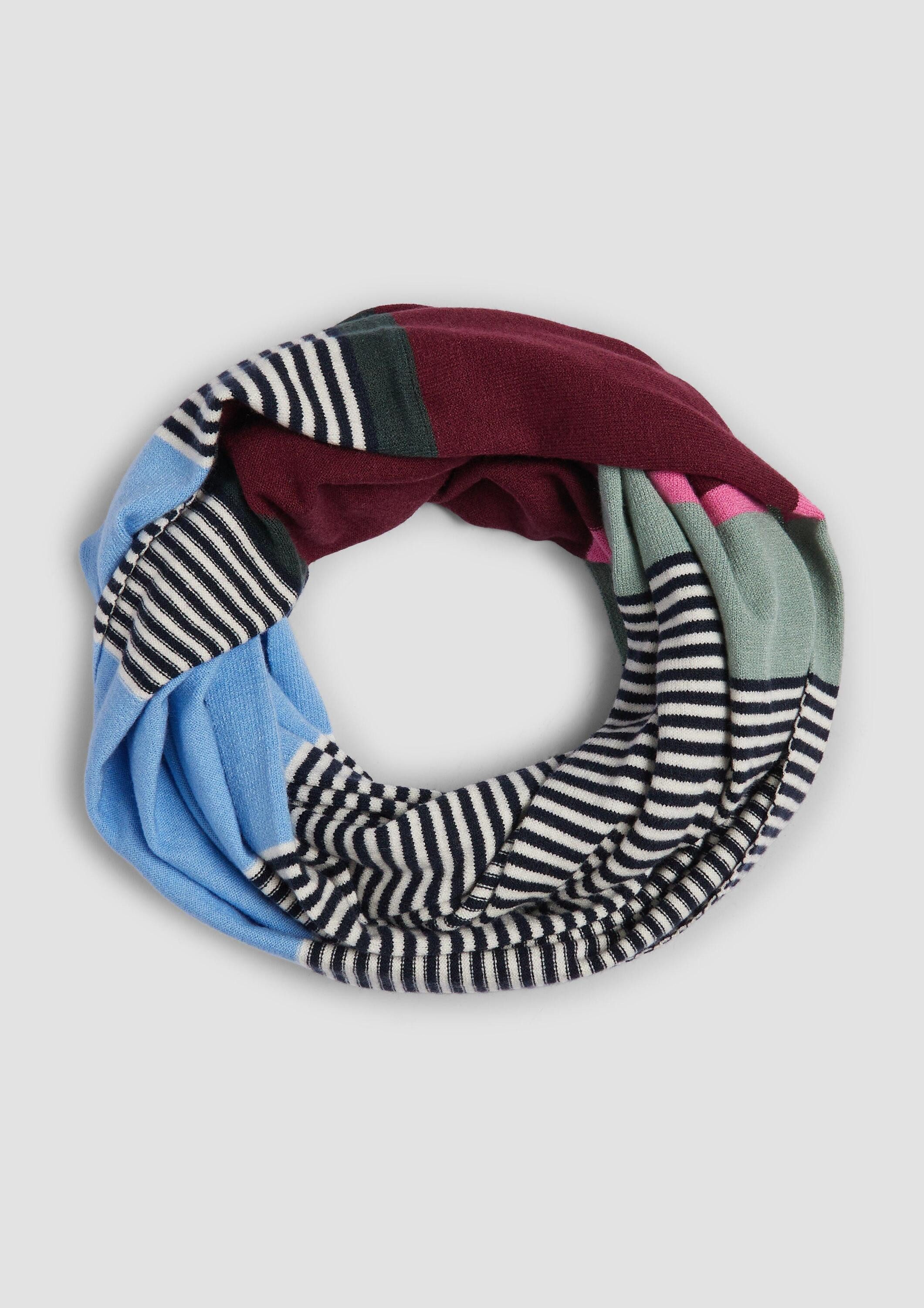 s.Oliver Loop Snood, Lässiger Feinstrick-Loopschal mit Streifen und Logo-Ring