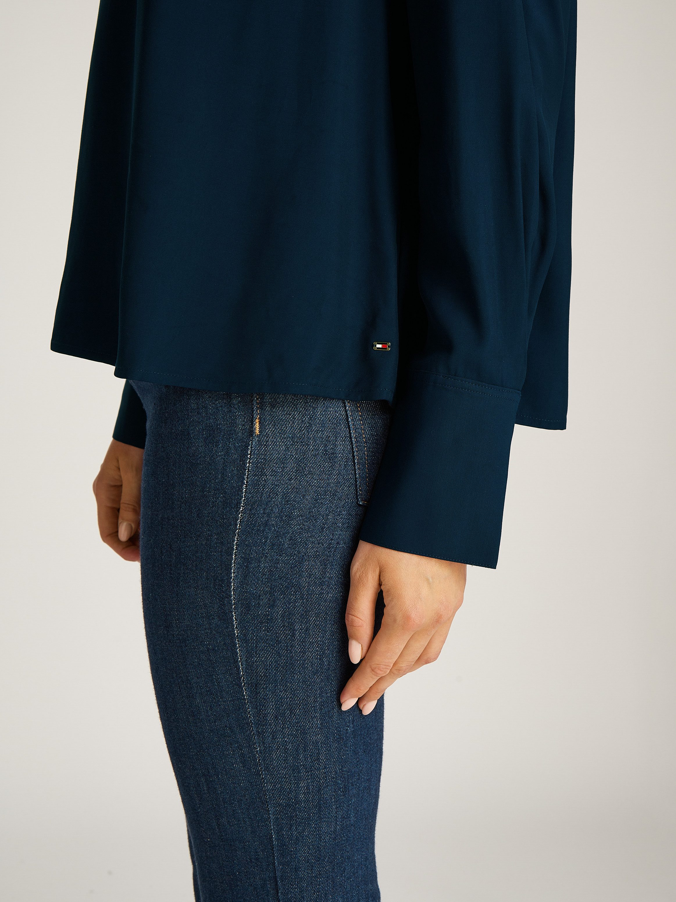 Tommy Hilfiger Langarmbluse SOFT VIS V NECK LS BLOUSE mit Raffungen günstig online kaufen