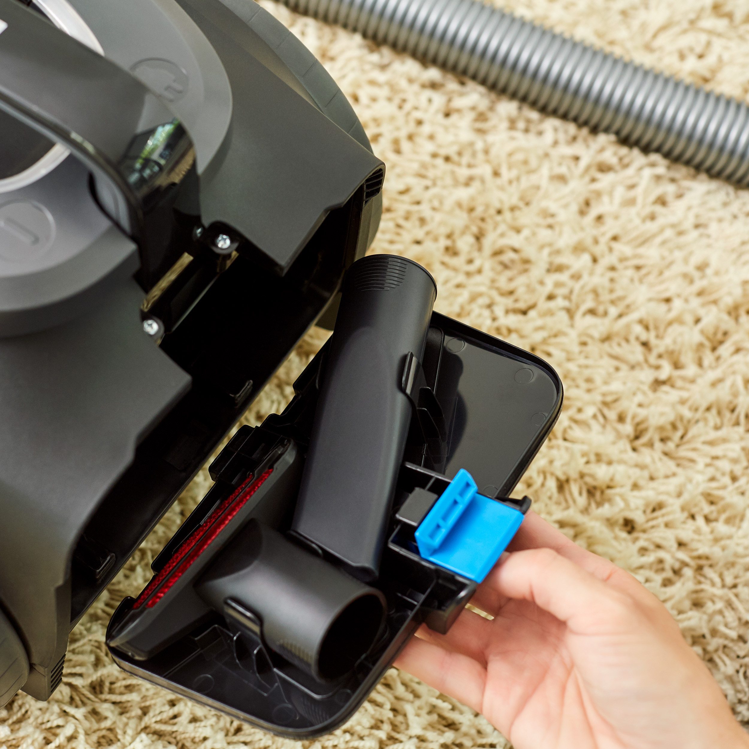 Philips Bodenstaubsauger FC9747/09 7000 Series, 900 W, beutellos, mit 2 l Fassungsvermögen und Tri-Active-LED-Düse – Bild 5 von 5