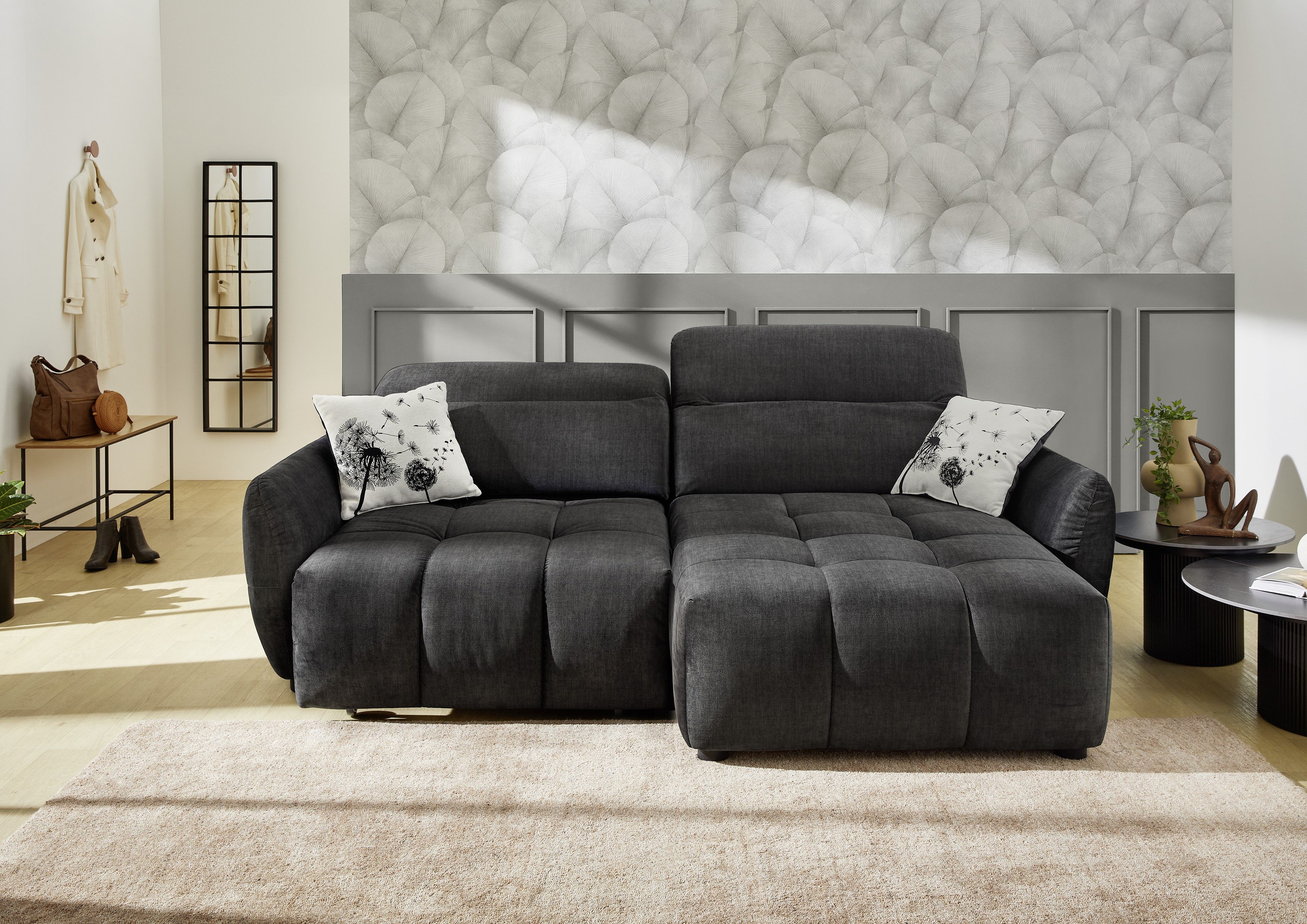 Jockenhöfer Gruppe Ecksofa Zoom, L-Form, 140kg Belastbarkeit je Sitzplatz, 60cm elektromotorische Sitztiefenverstellung,USB-Ladeports,Kopfstützen