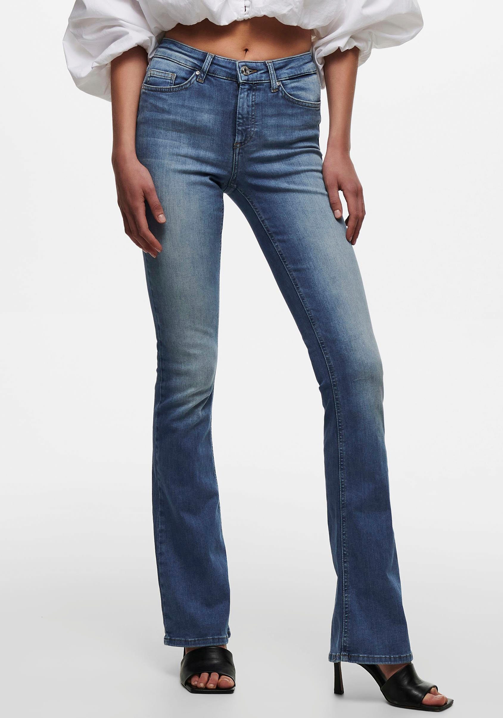 ONLY Bootcut-Jeans ONLBLUSH – Bootcut-Jeans mit Mid Waist für bequeme Silhouette Abriebeffekte, modisch, bootcut fit, Eingrifftaschen, unifarben