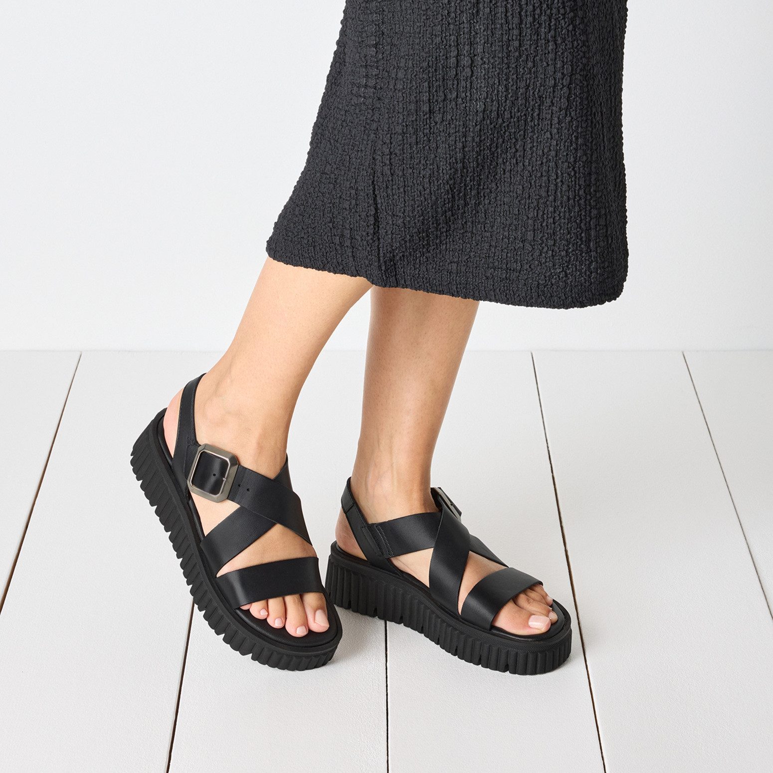 Tamaris Sandalette, Plateau, Riemchensandale, Sommerschuh mit günstig online kaufen