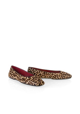  Marc Cain Collections Feminine Rigour ...
