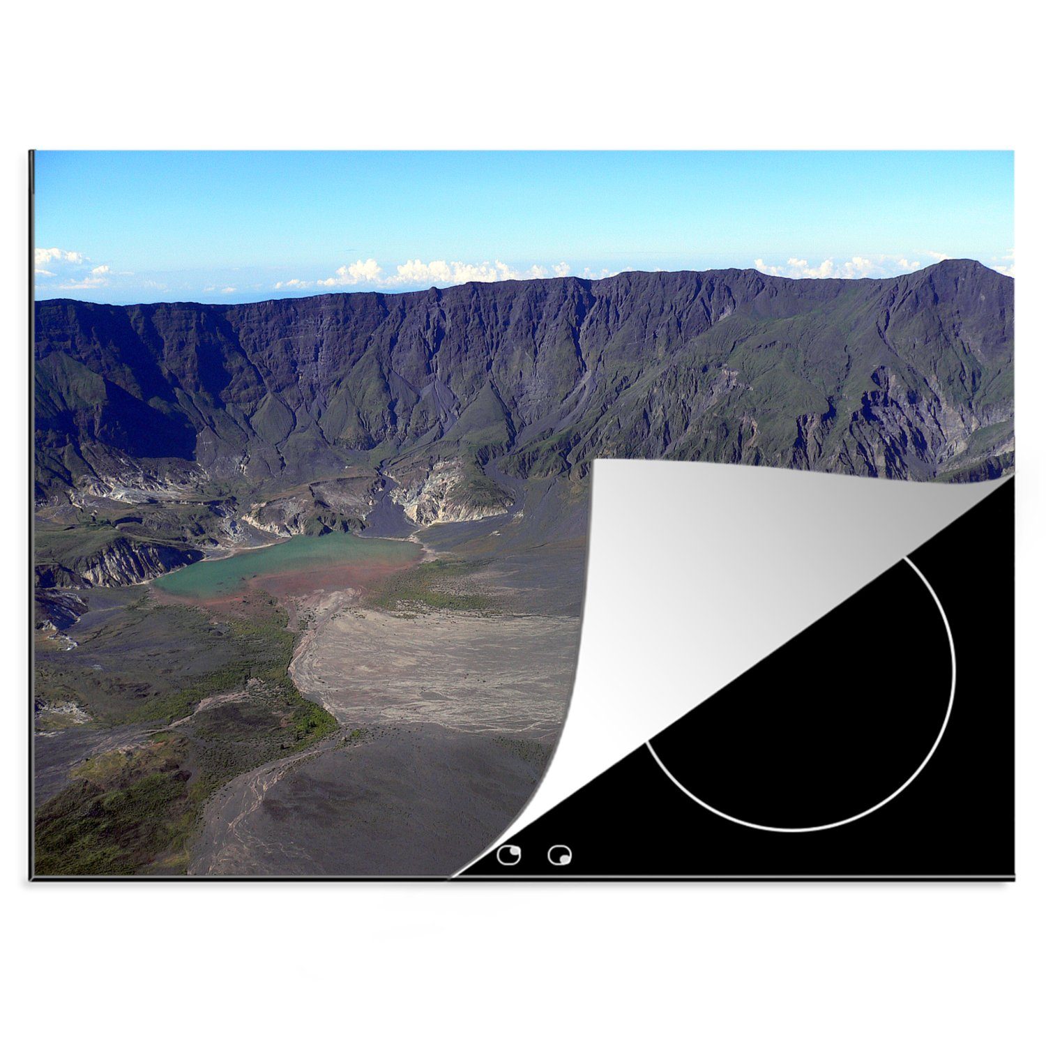 MuchoWow Herdblende-/Abdeckplatte Luftaufnahme des Vulkans Tambora im Gunung Tambora National Park, Vinyl, (1 tlg), 70x52 cm, Mobile Arbeitsfläche nutzbar, Ceranfeldabdeckung