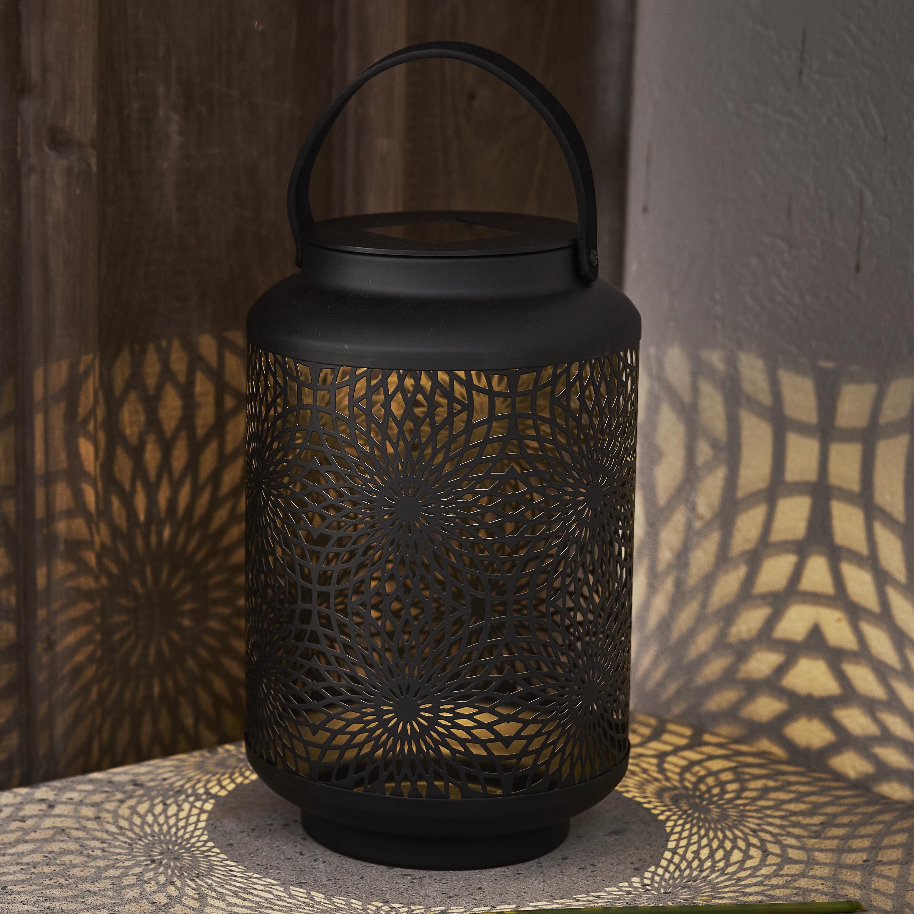 STAR TRADING LED Solarleuchte Mandala, LED Solar-Laterne,Mandala, Metall, Dämmerungssensor, schwarz, 30cm