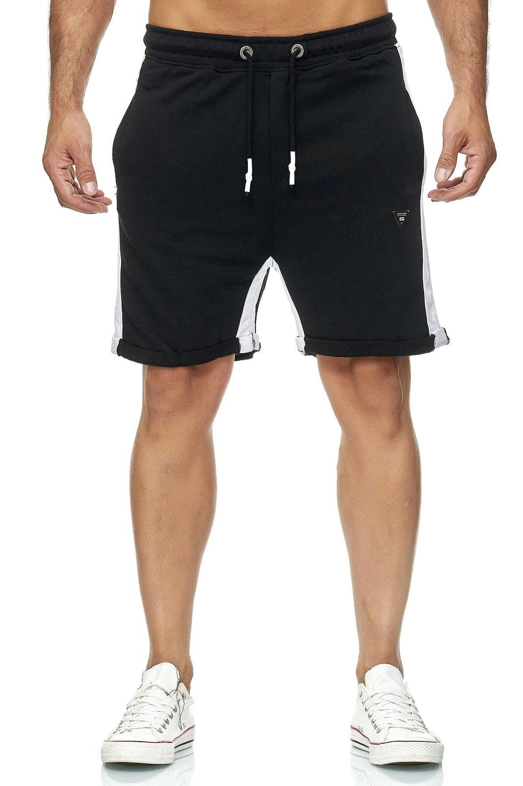 Rusty Neal Shorts mit bequemem Tragekomfort