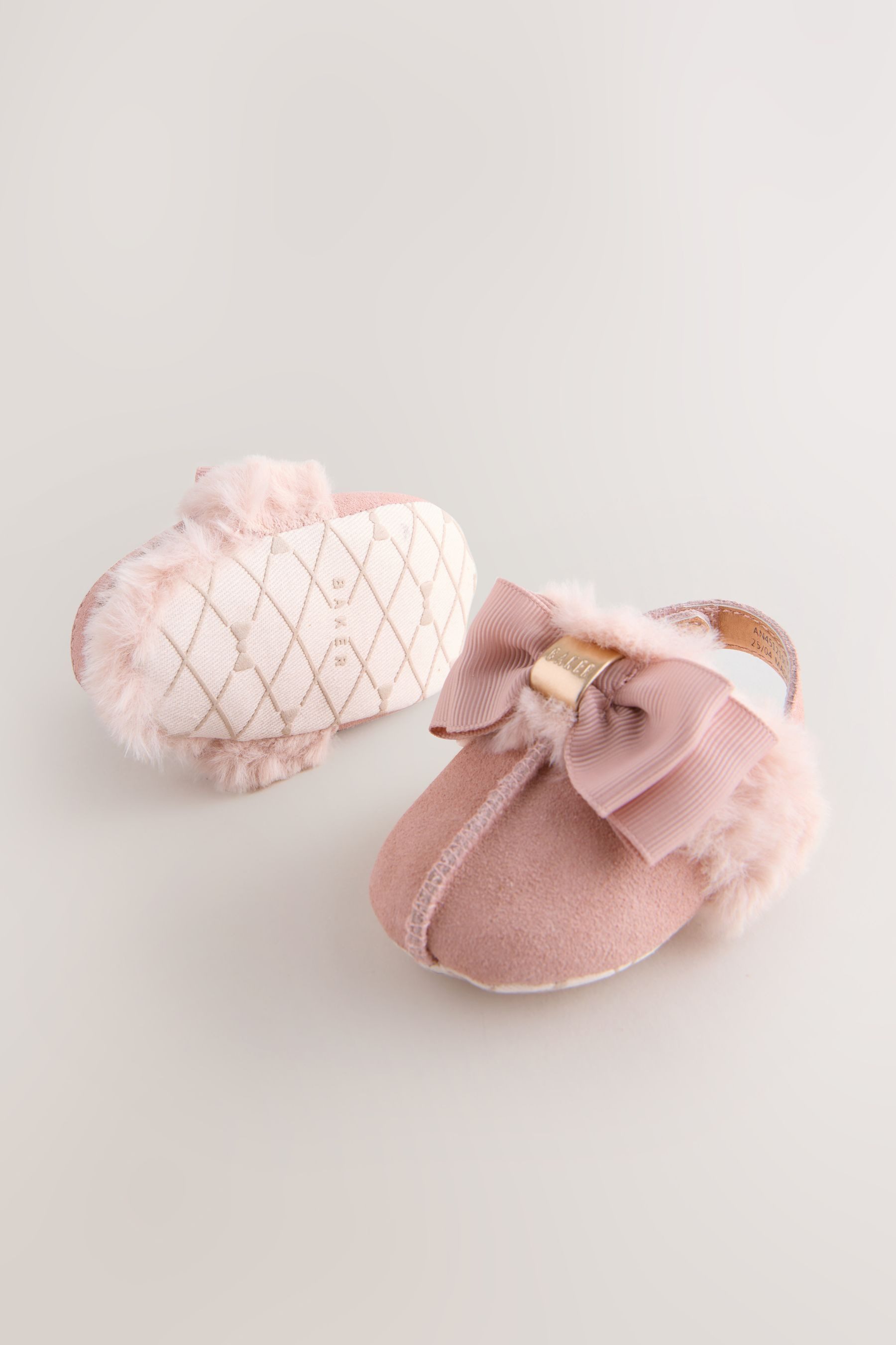 Baker by Ted Baker Baker by Ted Baker Baby Kunstfellpantoletten Pantolette (1-tlg)