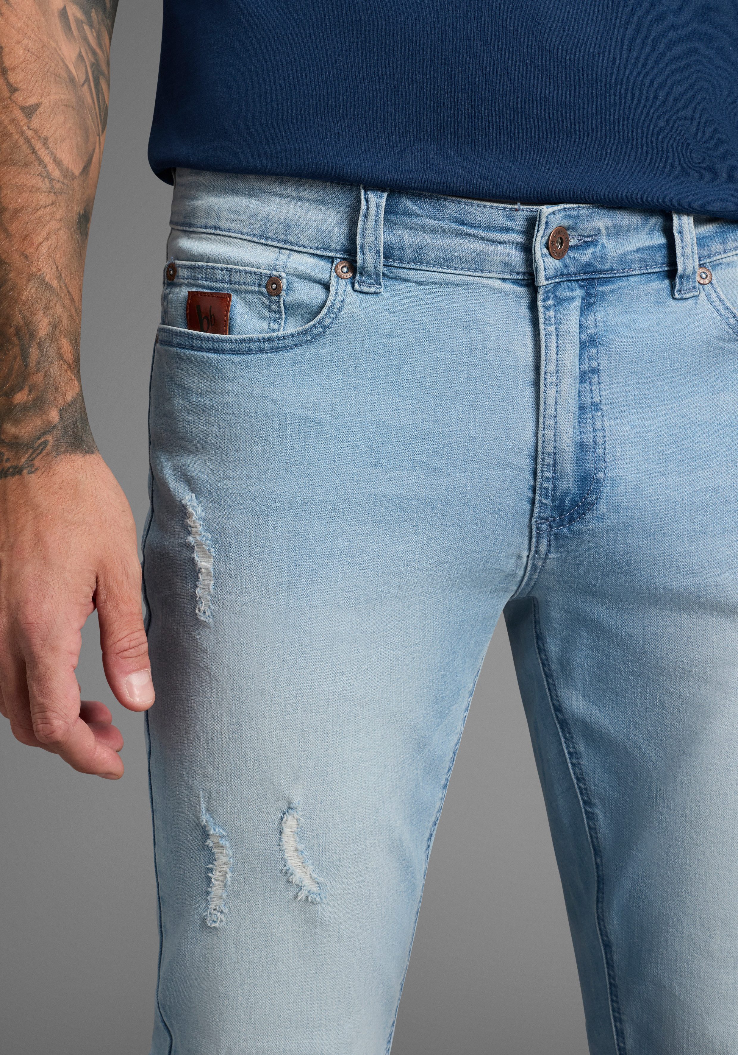 Bruno Banani Straight-Jeans Hutch gerade geschnittenes Bein, niedrige Leibhöhe, reguläre Passform