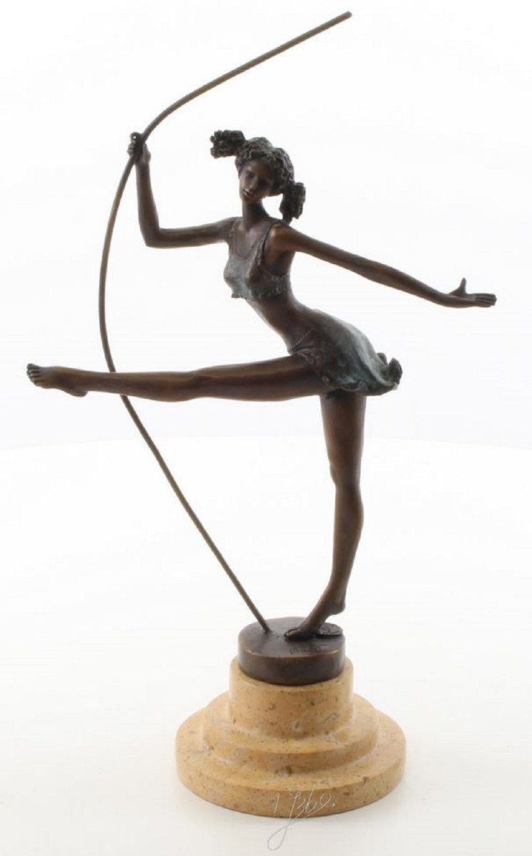 Casa Padrino Dekofigur Luxus Bronze Skulptur Ballerina Bronze / Beige 20,3 x 10,2 x H. 30 cm - Deko Bronzefigur mit Natursteinsockel