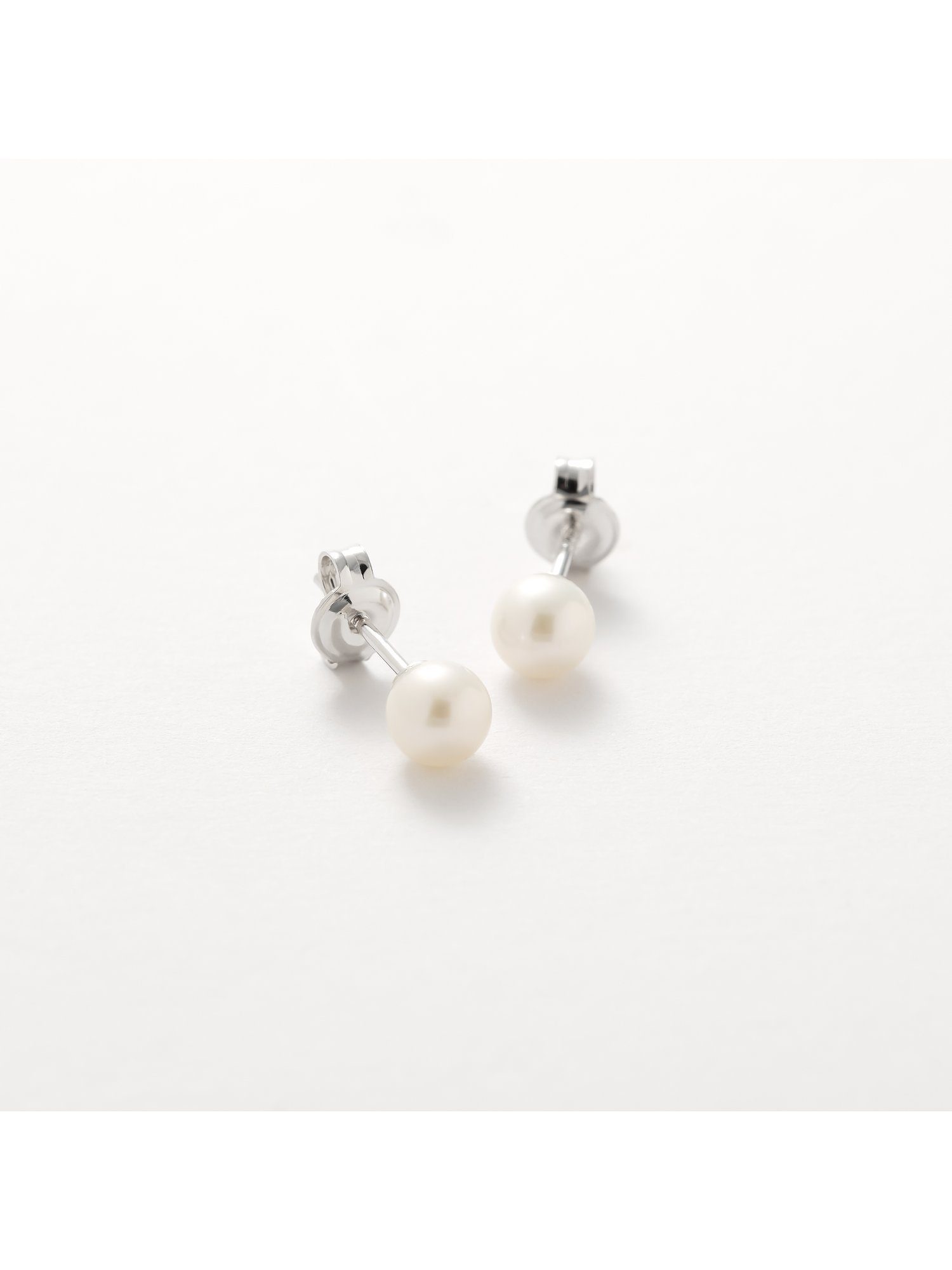 Esprit Paar Ohrstecker silberfarben... Esprit Paar Ohrstecker silberfarben...