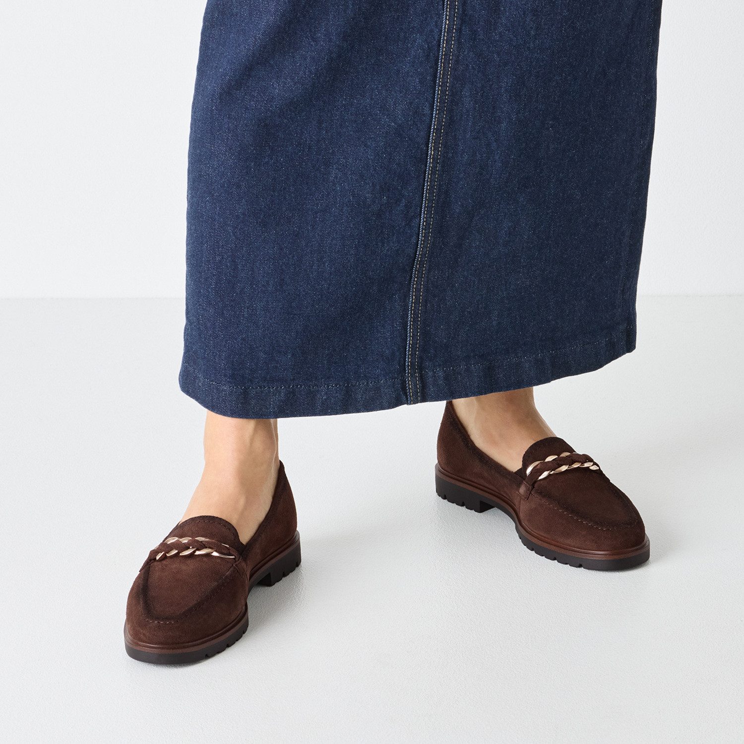 Tamaris Slipper Loafer, Schlupfschuh, Halbschuh mit modischer Zierkette
