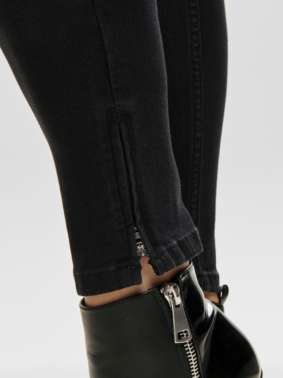 Damen Jeans ONLY CARMAKOMA Skinny-fit-Jeans CARKARLA REG SK ANKLE ZIP JNS mit Reißverschluss am Beinabschluss