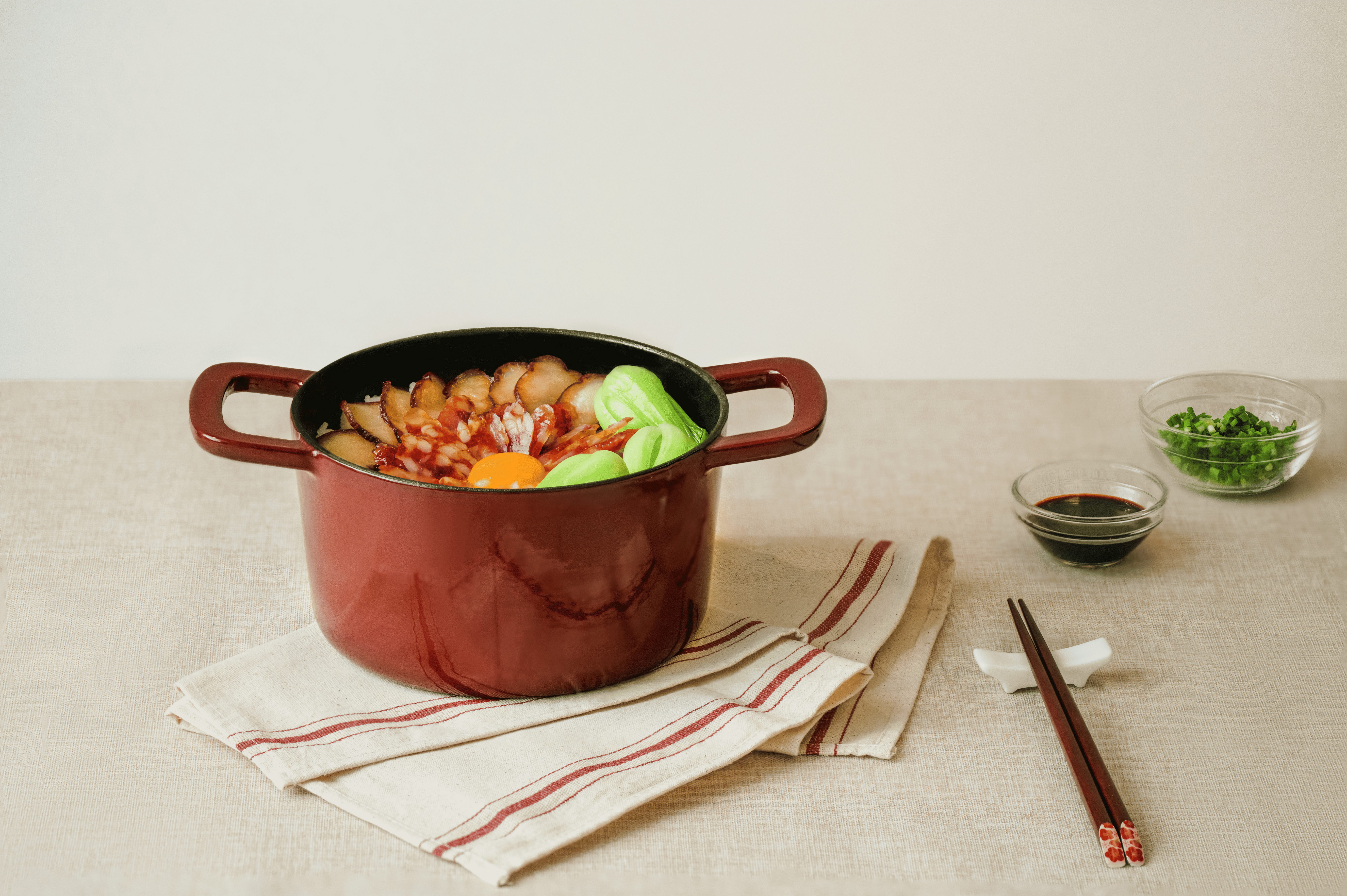 Fissler Bräter Moments Collection, Eisenguss, Deckel mit Fissler AromaStar Kondensatfunktion