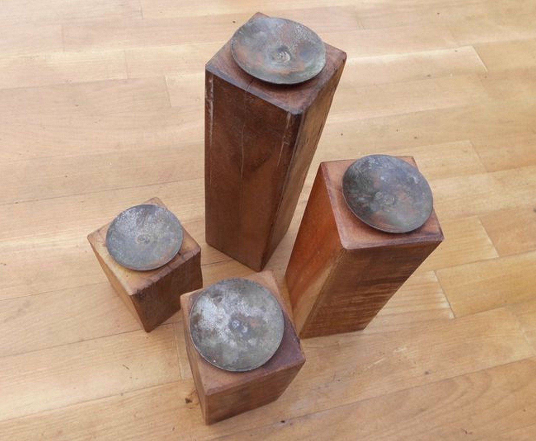 Deko-Impression Kerzenständer Stilvolle Kerzenständer Set 4 Stück Holz + Eisen massiv Natur (4 St)