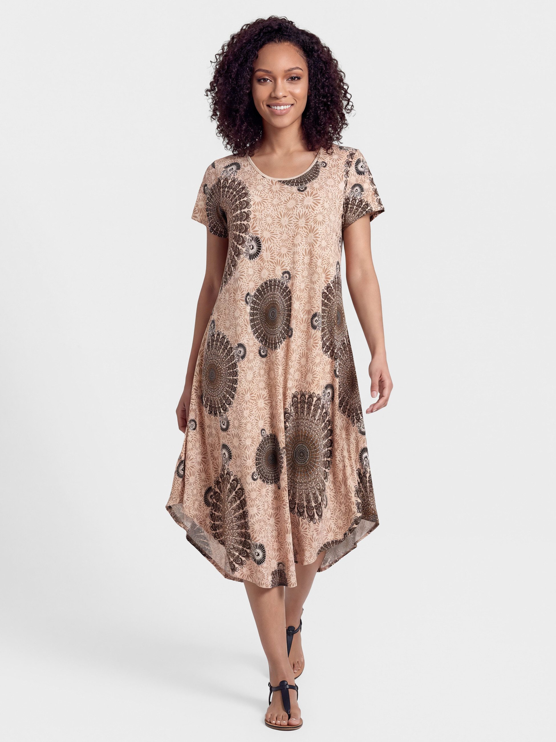 Sommerkleid Luftiges Strandkleid mit asymmetrischem Saum