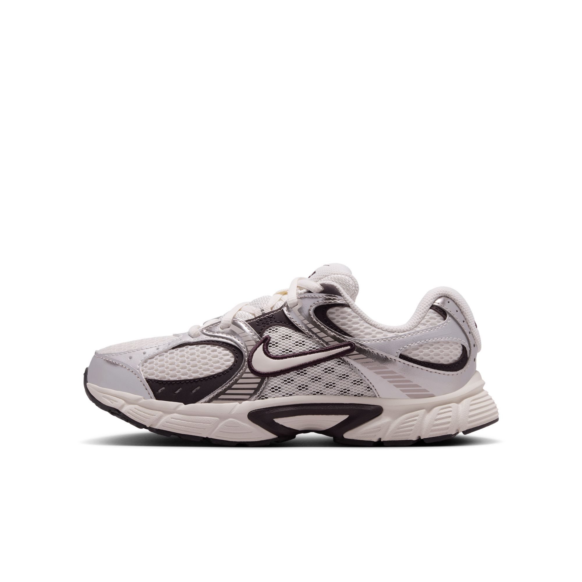 Nike Sportswear V5 RNR (GS) Sneaker inspiriert vom Design des Y2K Nike Vomero 5 für Jugendliche
