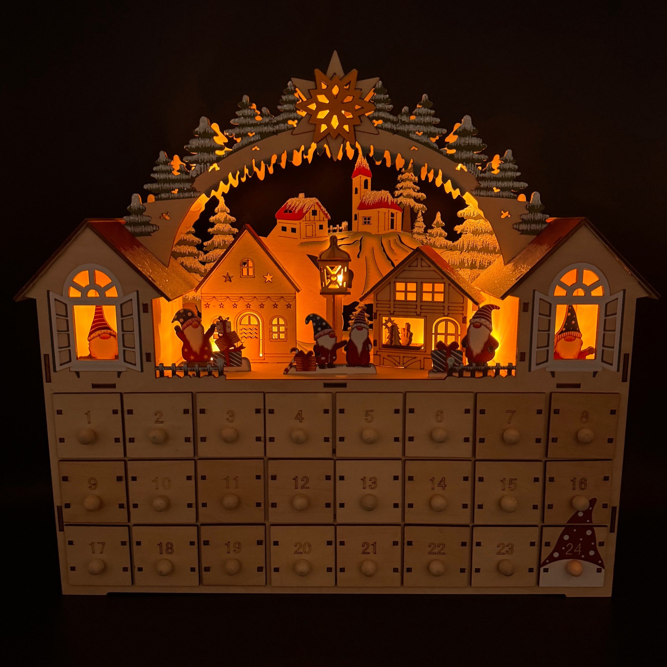 Online-Fuchs Adventskalender zum selber befüllen mit LED-Beleuchtung und Timer - Weihnachtsdeko (süße Winterlandschaft mit Wichteln), praktische 6-Stunden Timerfunktion