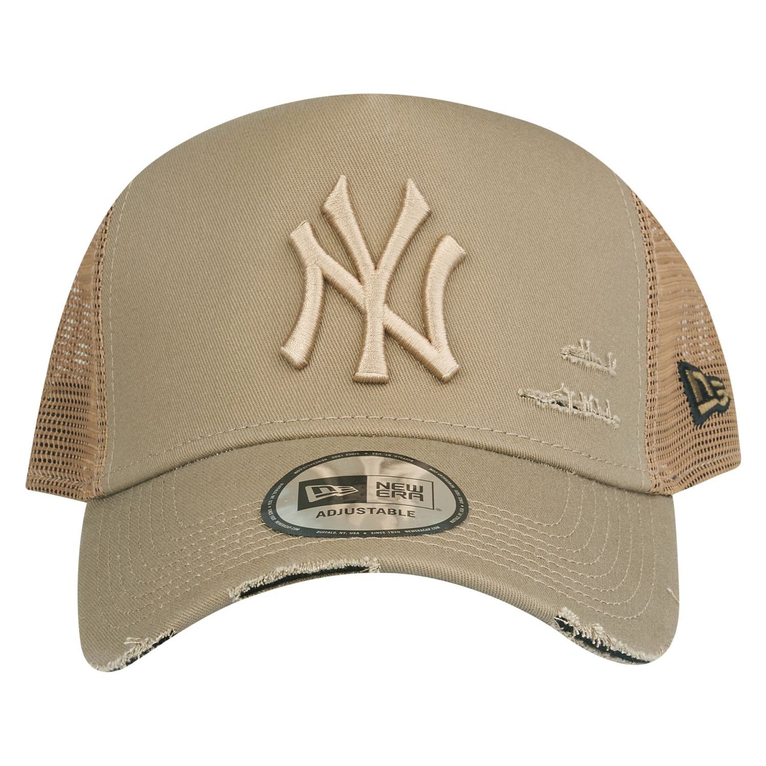 Yankees Trucker Khaki New Trucker Era DISTRESSED New York Cap