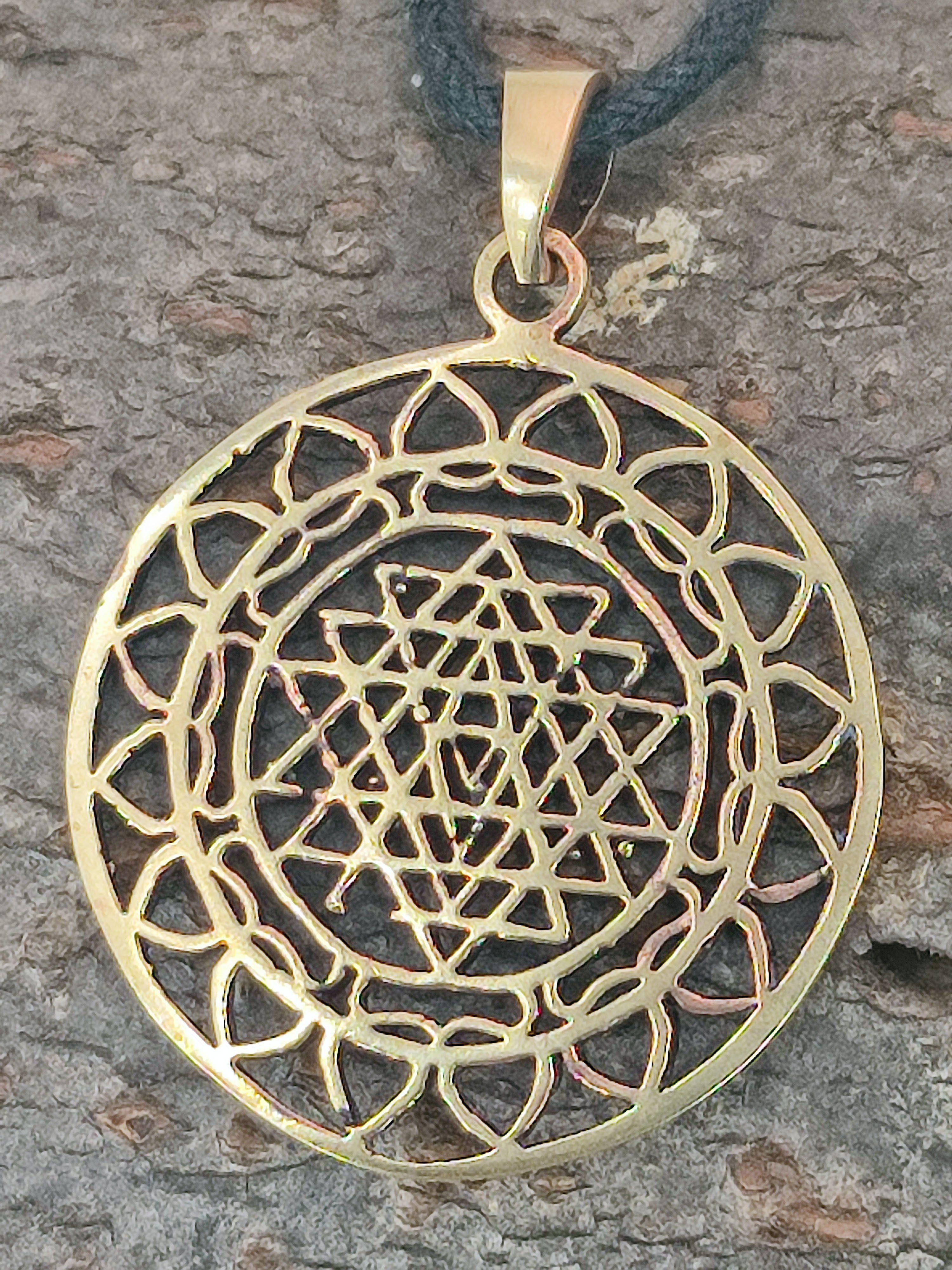 Kettenanhänger Bronze Nr. kosmische Sri 164 Yantra of Diagramm Kiss Kraft Harmonie Leather Mantra