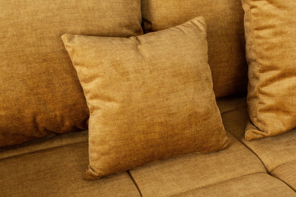 riess-ambiente Big-Sofa ELEGANCIA 285cm senfgelb - Vogue Velours Samt, inkl. Kissen, Federkern, Einzelartikel 1 Teile, XXL-Couch mit FSC-zertifiziertem Buchenho – Bild 4 von 5