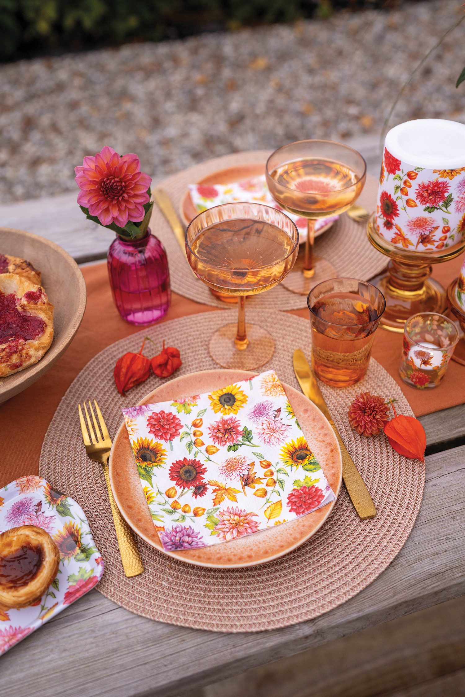 Ambiente® Tischläufer Autumn blooming (1-tlg, 1-teilig), Tischläufer Tischdecke ca.40x150cm Baumwolle