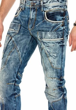 Cipo & Baxx Bequeme Jeans mit Kontrastnähten und Seitentaschen