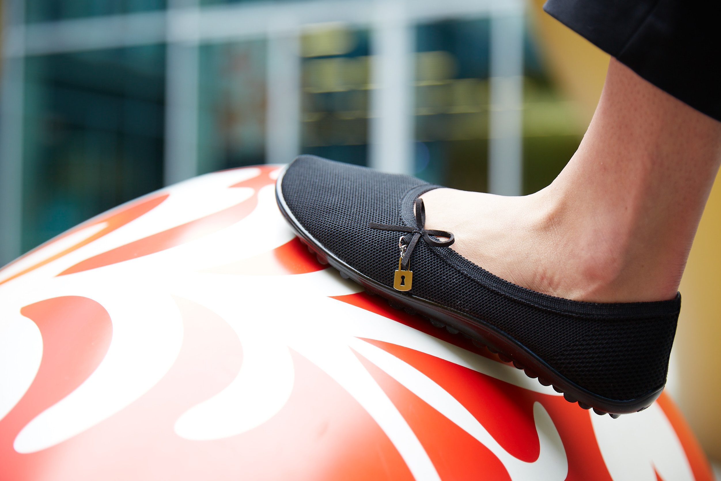 Leguano LADY LOOP Barfußschuh Ballerina, Slipper, Bequemschuh mit süßer Zierschleife