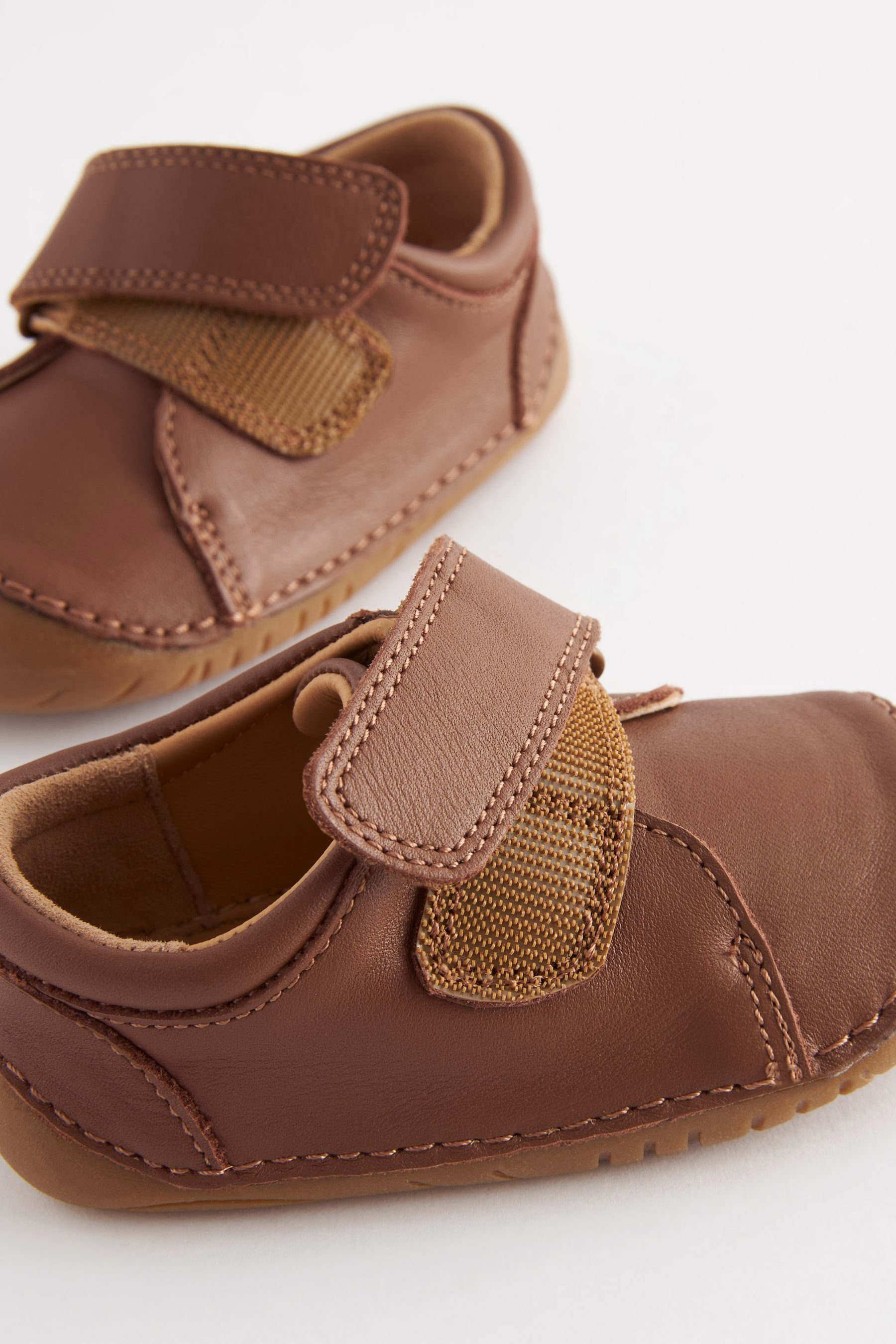 Next Krabbelschuhe, weite Passform Krabbelschuh (1-tlg)