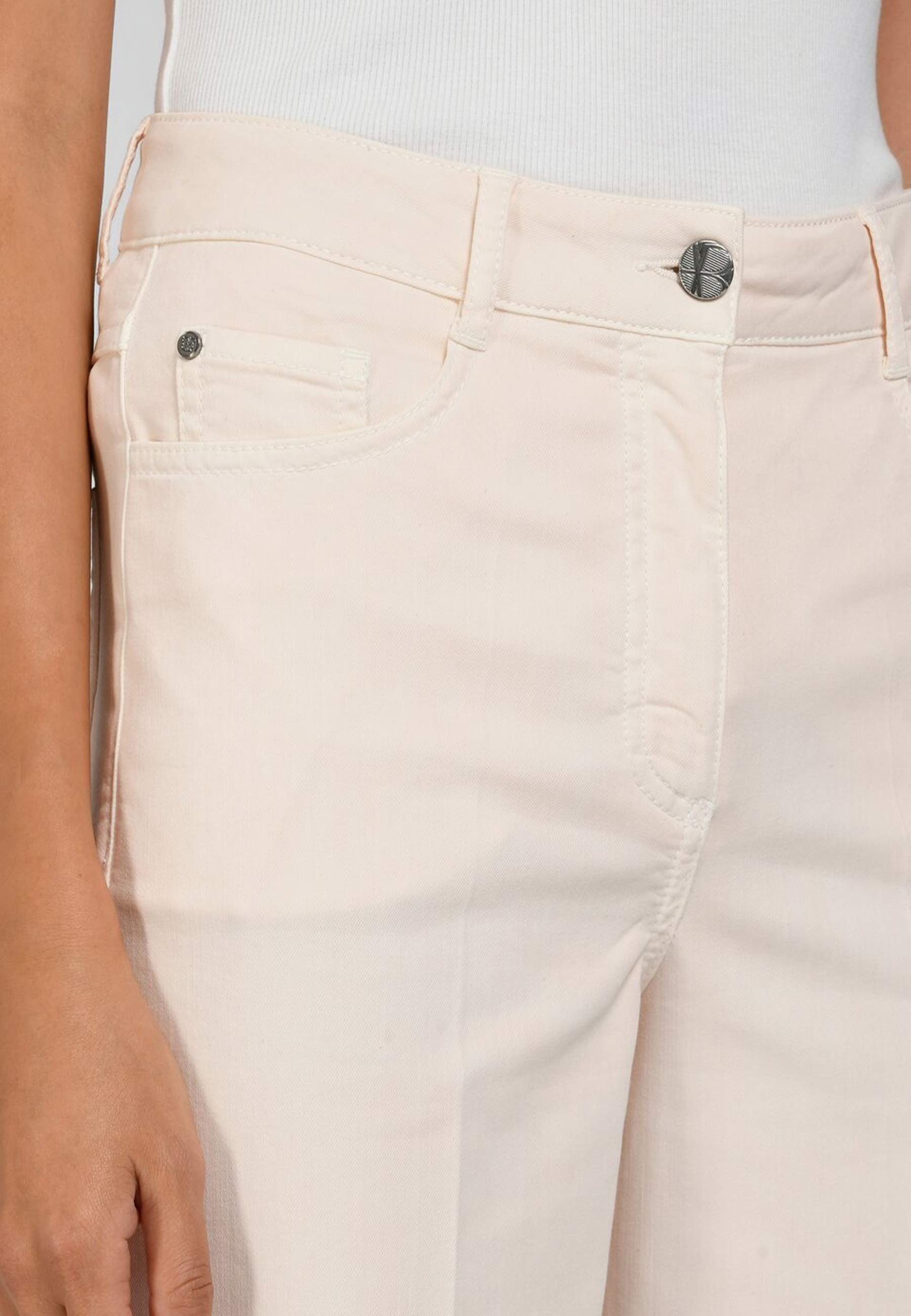 klassischem Basler Cotton 5-Pocket-Jeans Design mit ROSA