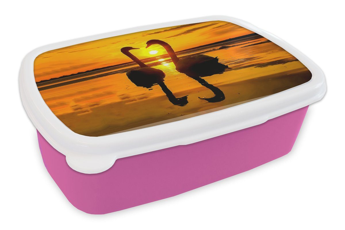 MuchoWow Lunchbox Schwäne - Sonnenuntergang - Vogel - Orange - Wasser, Kunststoff, (2-tlg), Brotbox für Erwachsene, Brotdose Kinder, Snackbox, Mädchen, Kunststoff rosa