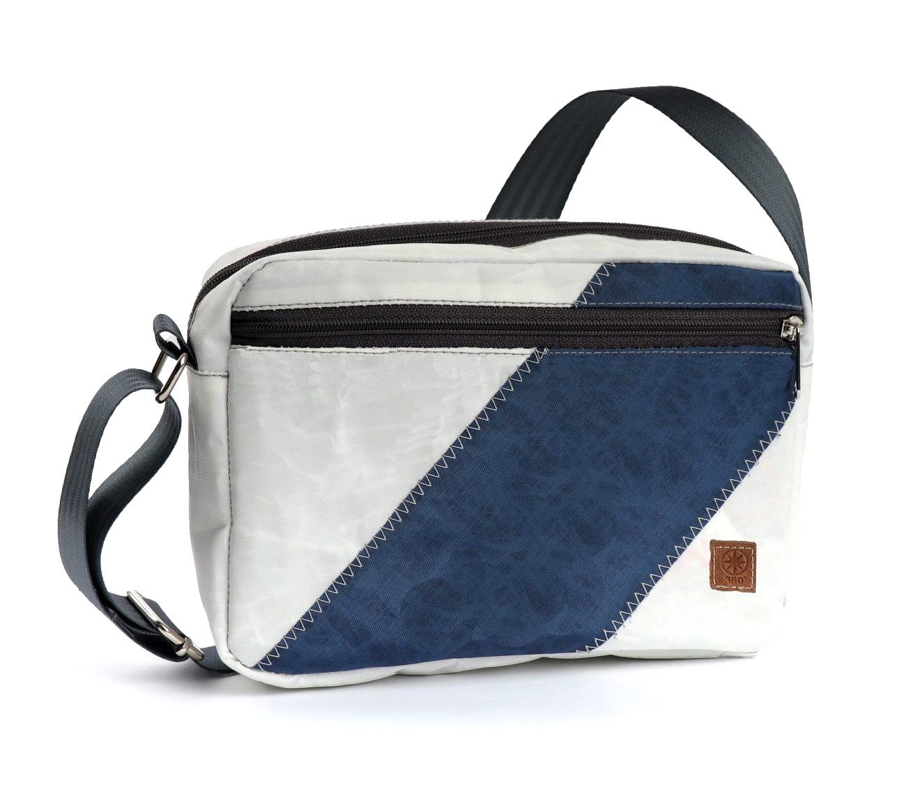 360Grad Schultertasche kleine Umhängetasche Fender, recyceltes Segeltuch, Weiß/Blau