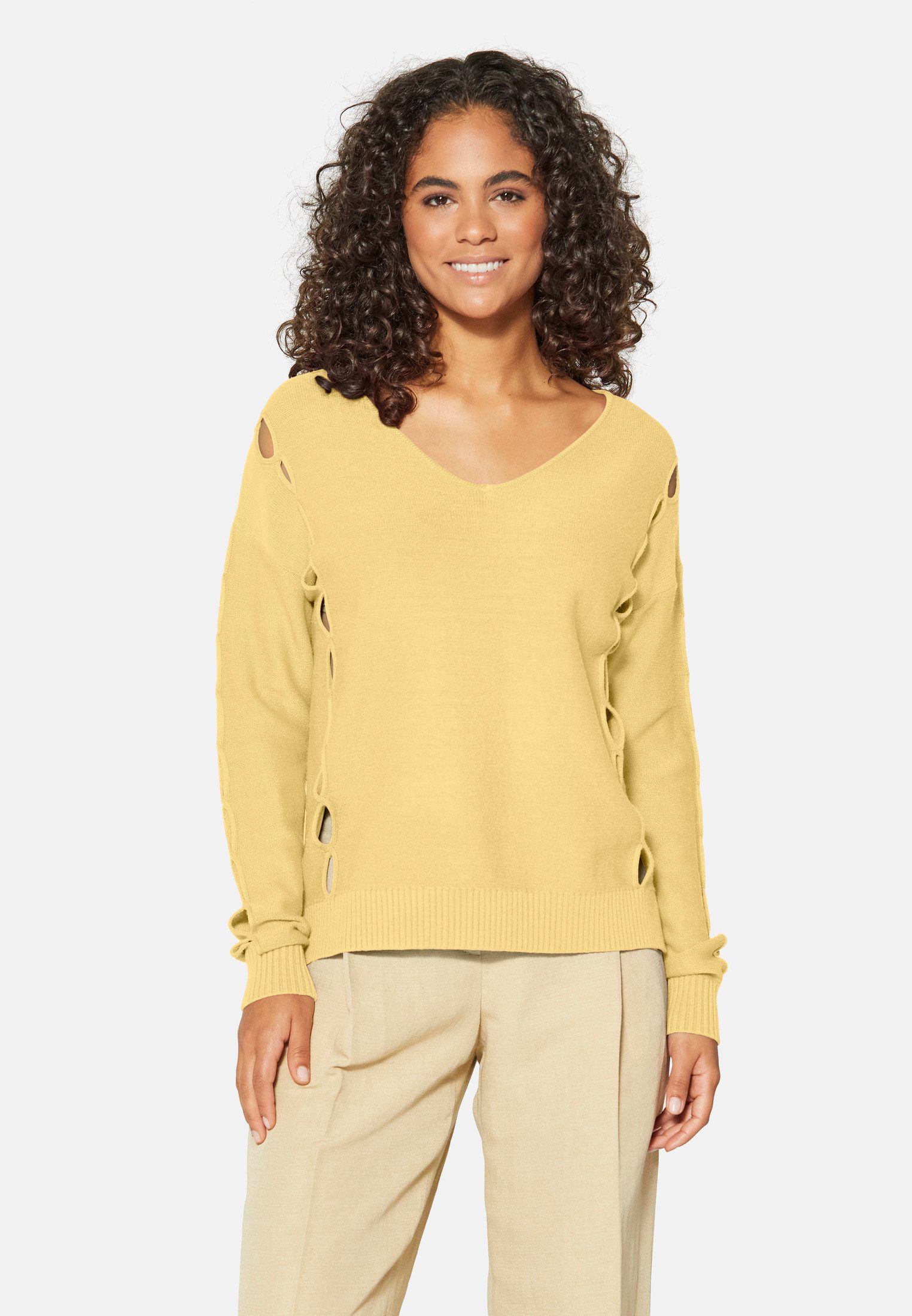 Strickpullover Strickpullover mit Cut-Outs und V-Ausschnitt