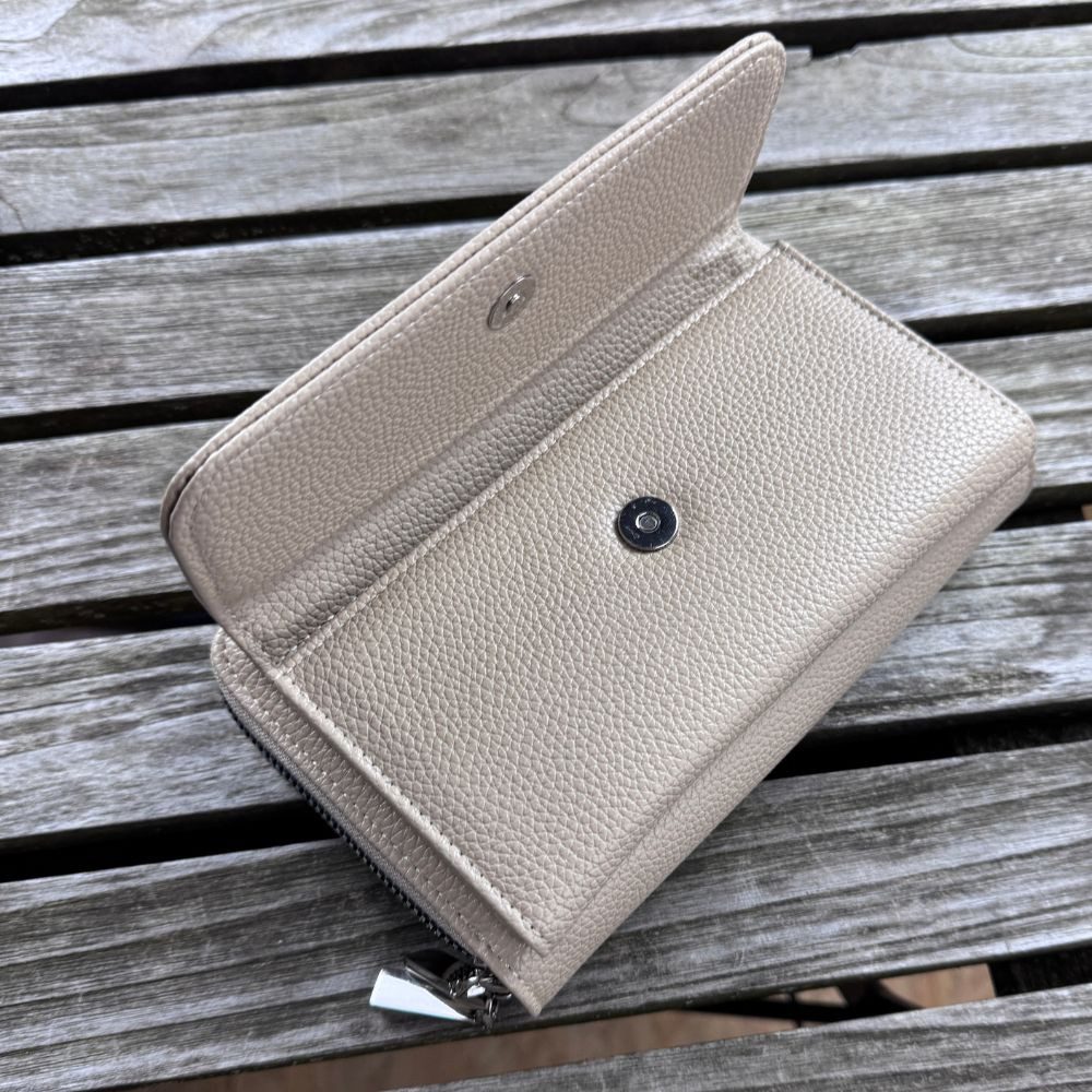 MAONI Geldbörse Geldbörse und Handytasche zum Umhängen - Schwarz (Packung, Handytasche zum Umhängen, einfarbiger Taschengurt, Münztasche), Vegan, Taschengurt auswechselbar, mit Handyfach