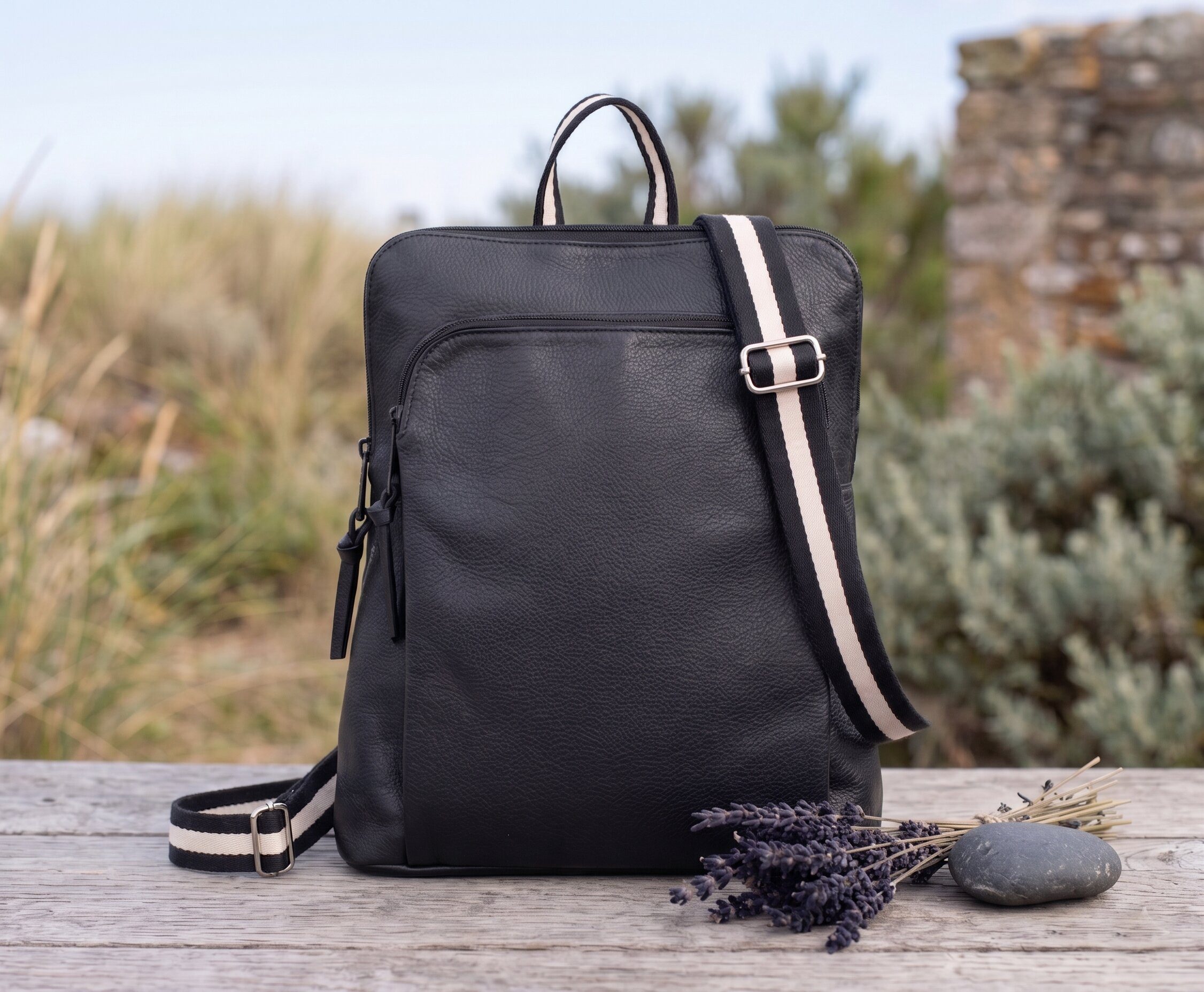 Alessandro Salvatore Cityrucksack Rucksack Leder Damen klein Echtleder Tasche, Damenrucksack small Handtasche Freizeitrucksack Rom 12979 + Etui – Bild 4 von 5