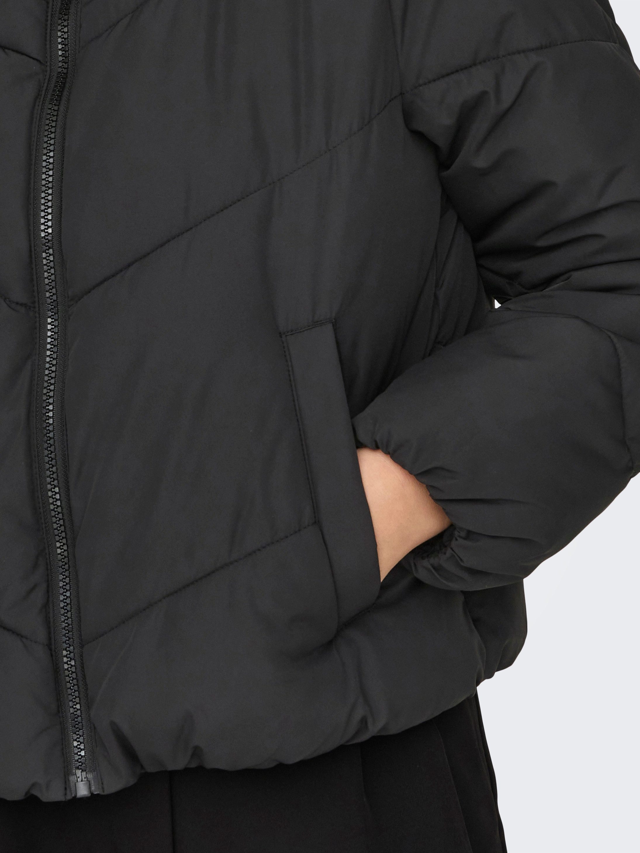 ONLY Steppjacke ONLMAGGI LIFE SOLID PUFFER CC OTW