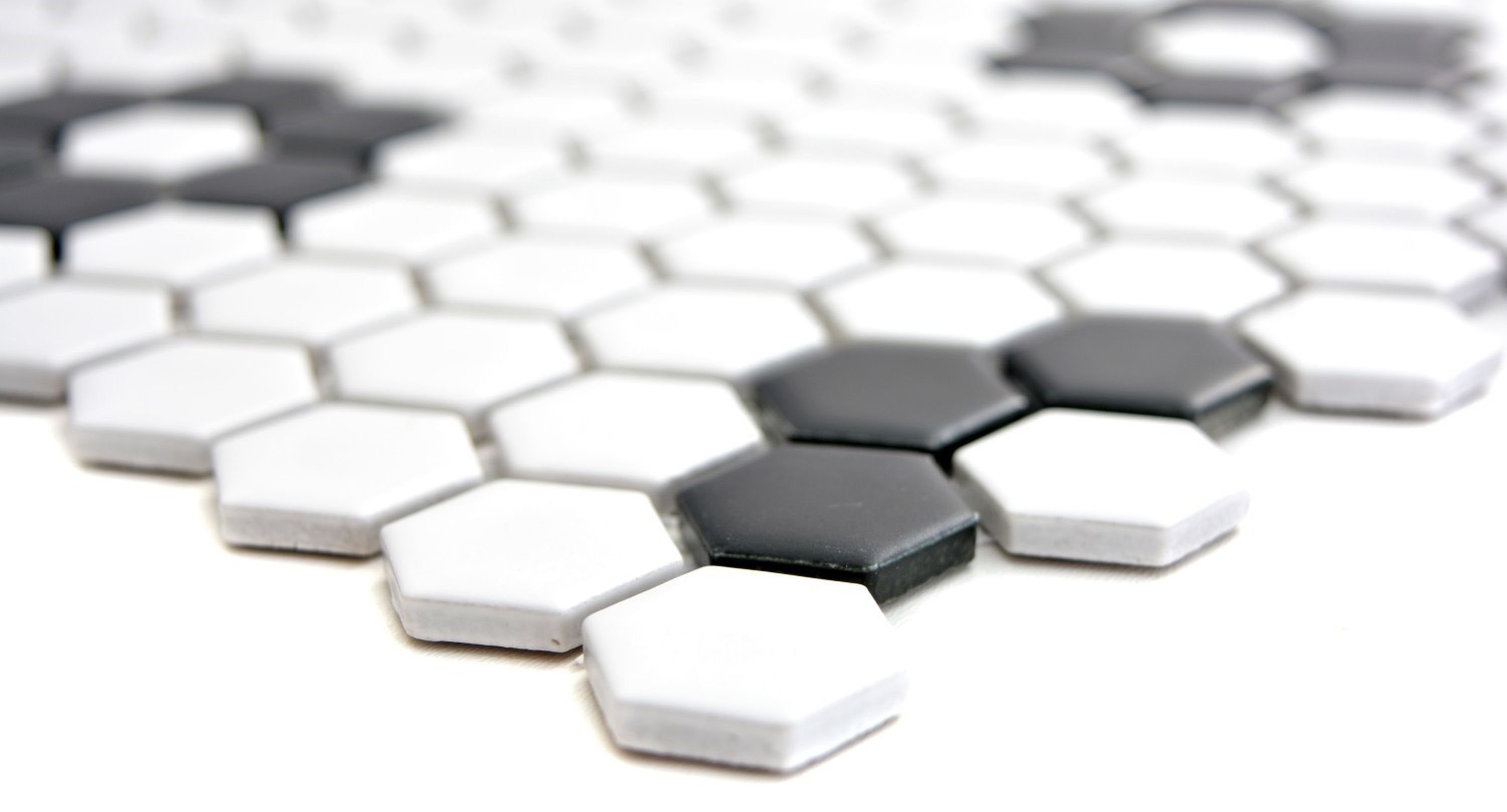 Küche Keramik Mosaikfliesen Fliese schwarz weiß Mosaik WC matt Mosani Hexagonale Sechseck