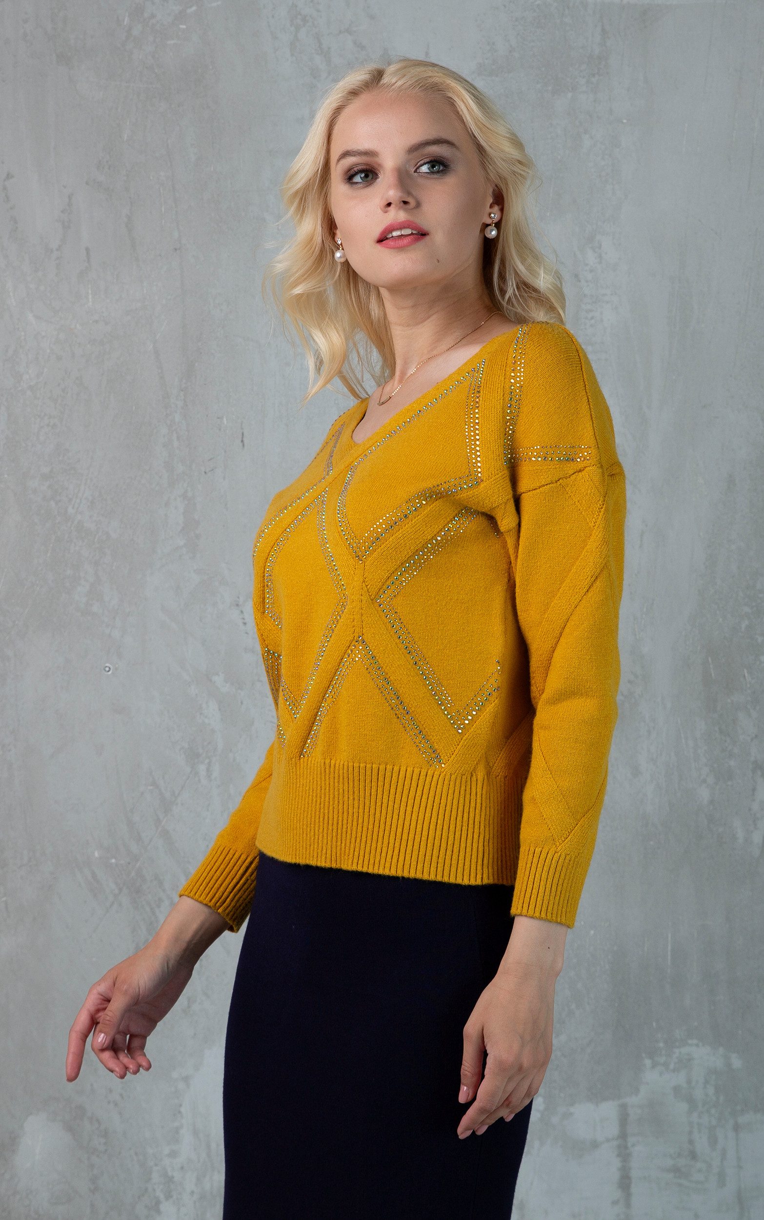 Passioni Strickpullover mit Rautenmuster aus Strasssteinen günstig online kaufen